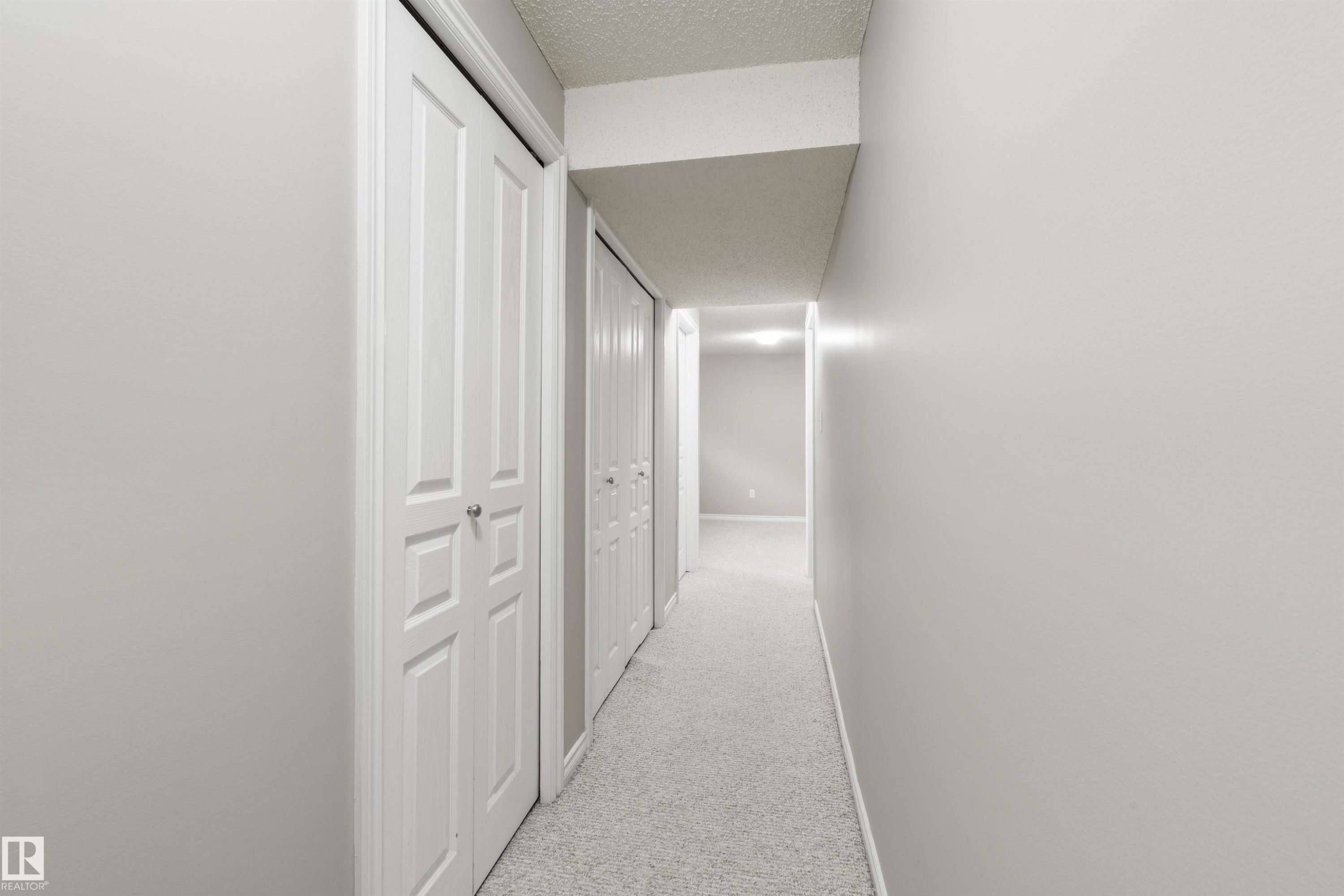 2923 30 Street, Edmonton, AB - Indoor Photo Showing Other Room
