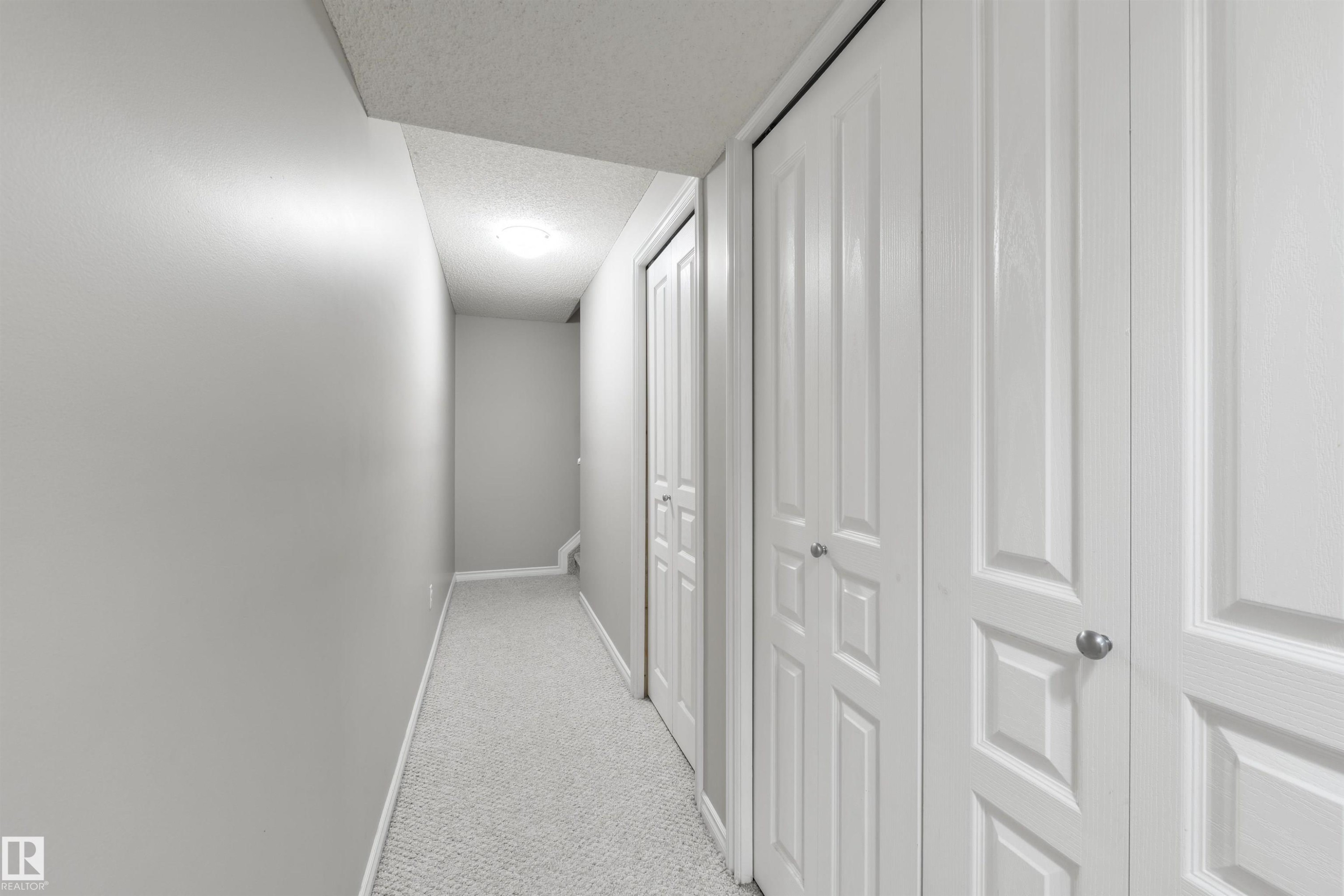 2923 30 Street, Edmonton, AB - Indoor Photo Showing Other Room