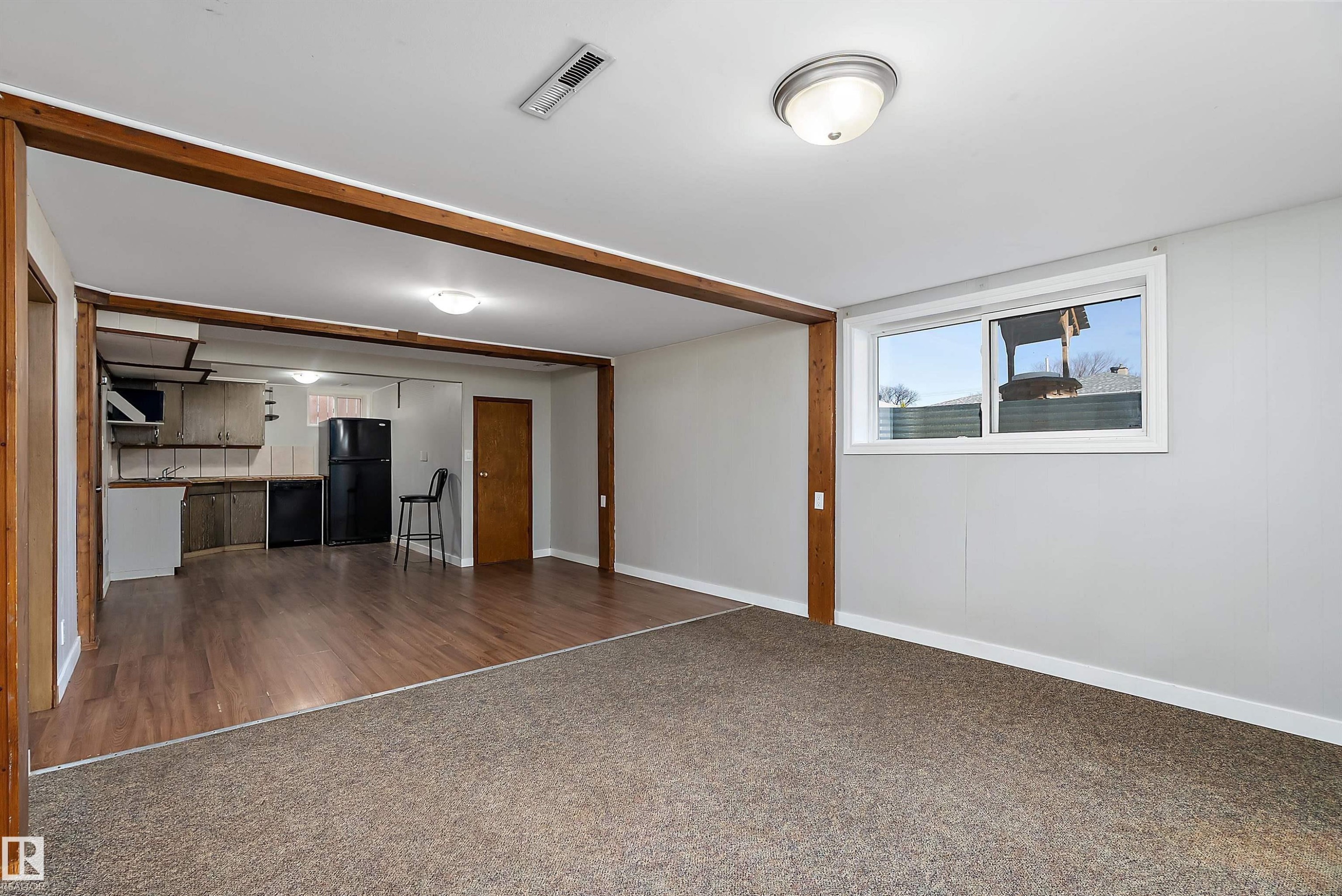 9747 66 Avenue, Edmonton, AB - Indoor Photo Showing Other Room