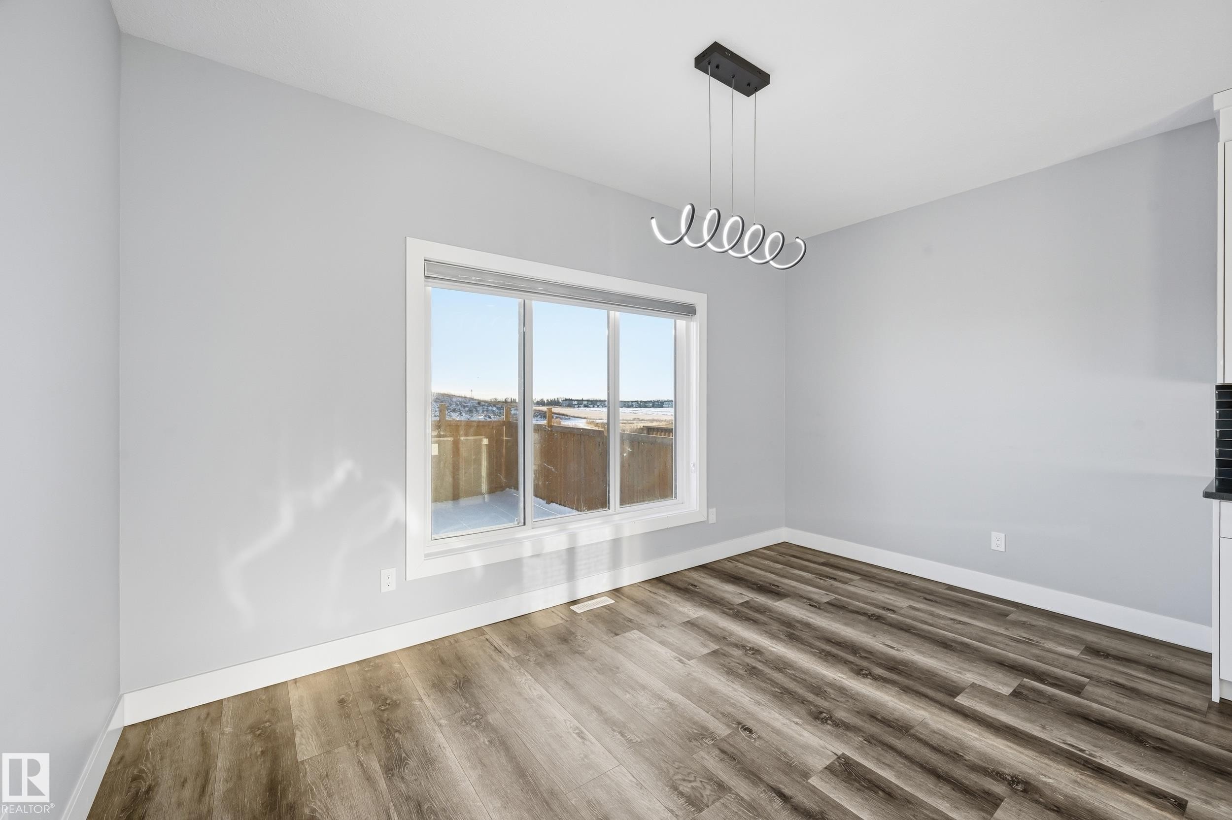 829 Morris Avenue, Leduc, AB - Indoor Photo Showing Other Room