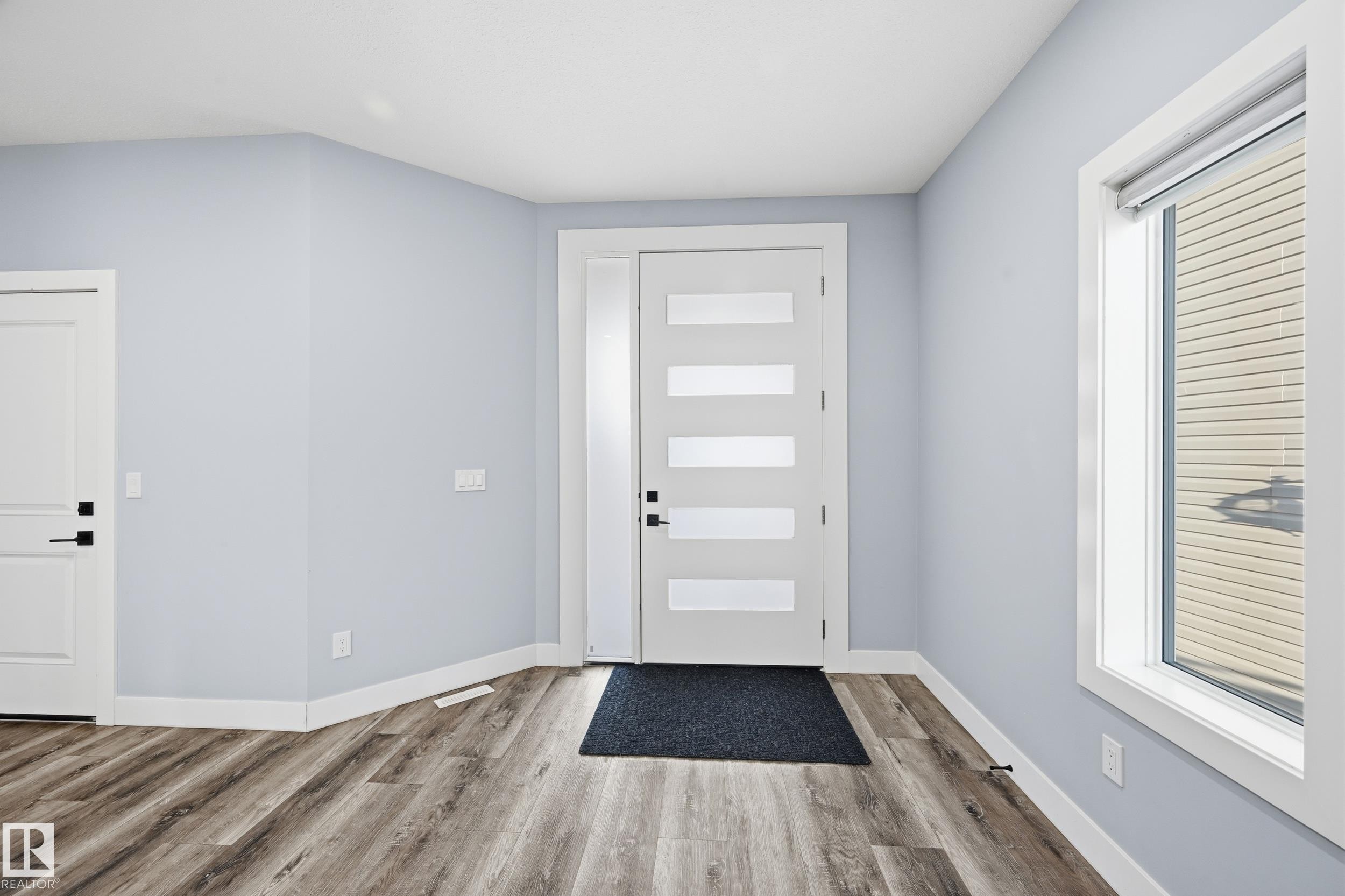 829 Morris Avenue, Leduc, AB - Indoor Photo Showing Other Room