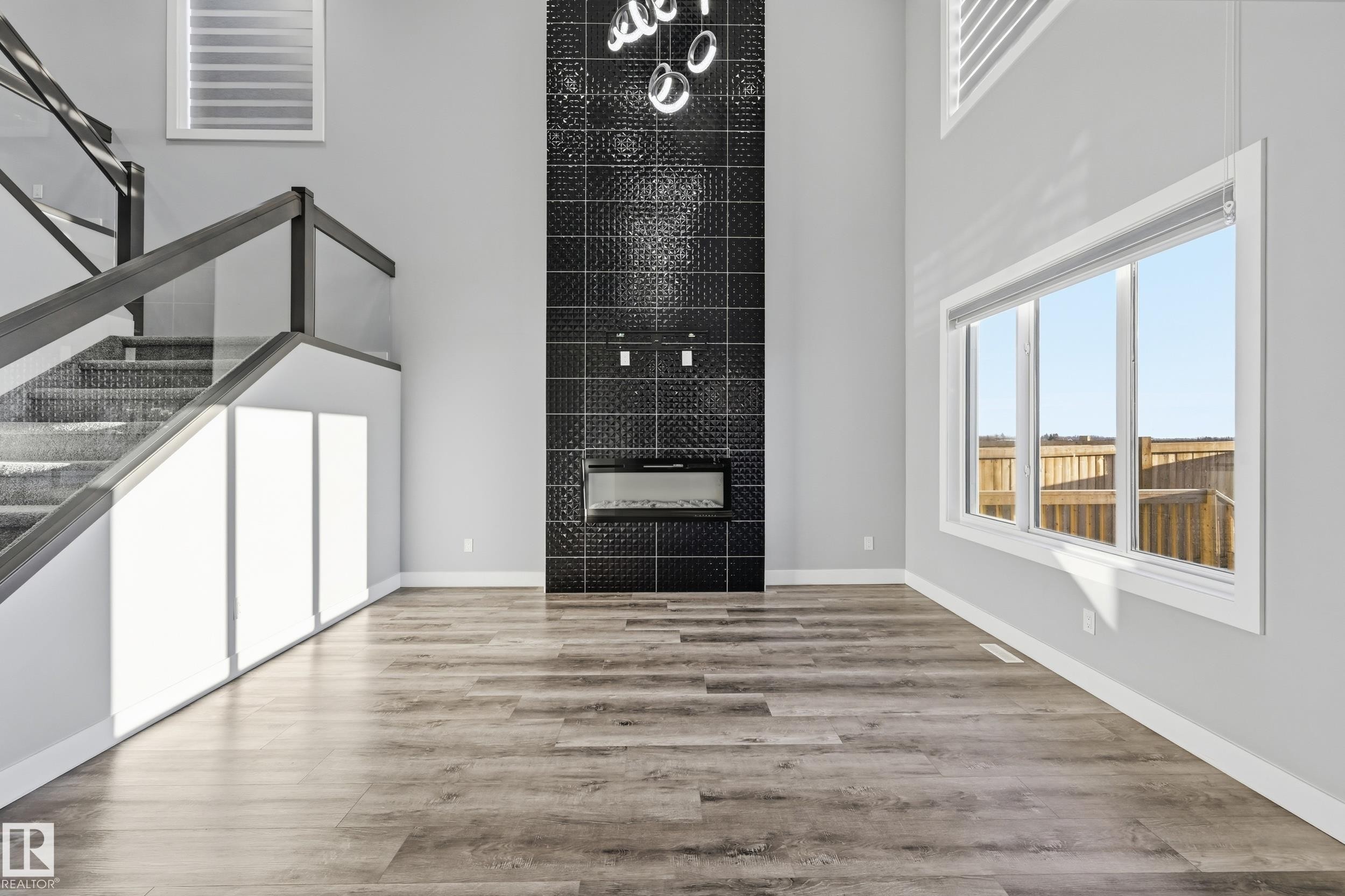 829 Morris Avenue, Leduc, AB - Indoor Photo Showing Other Room