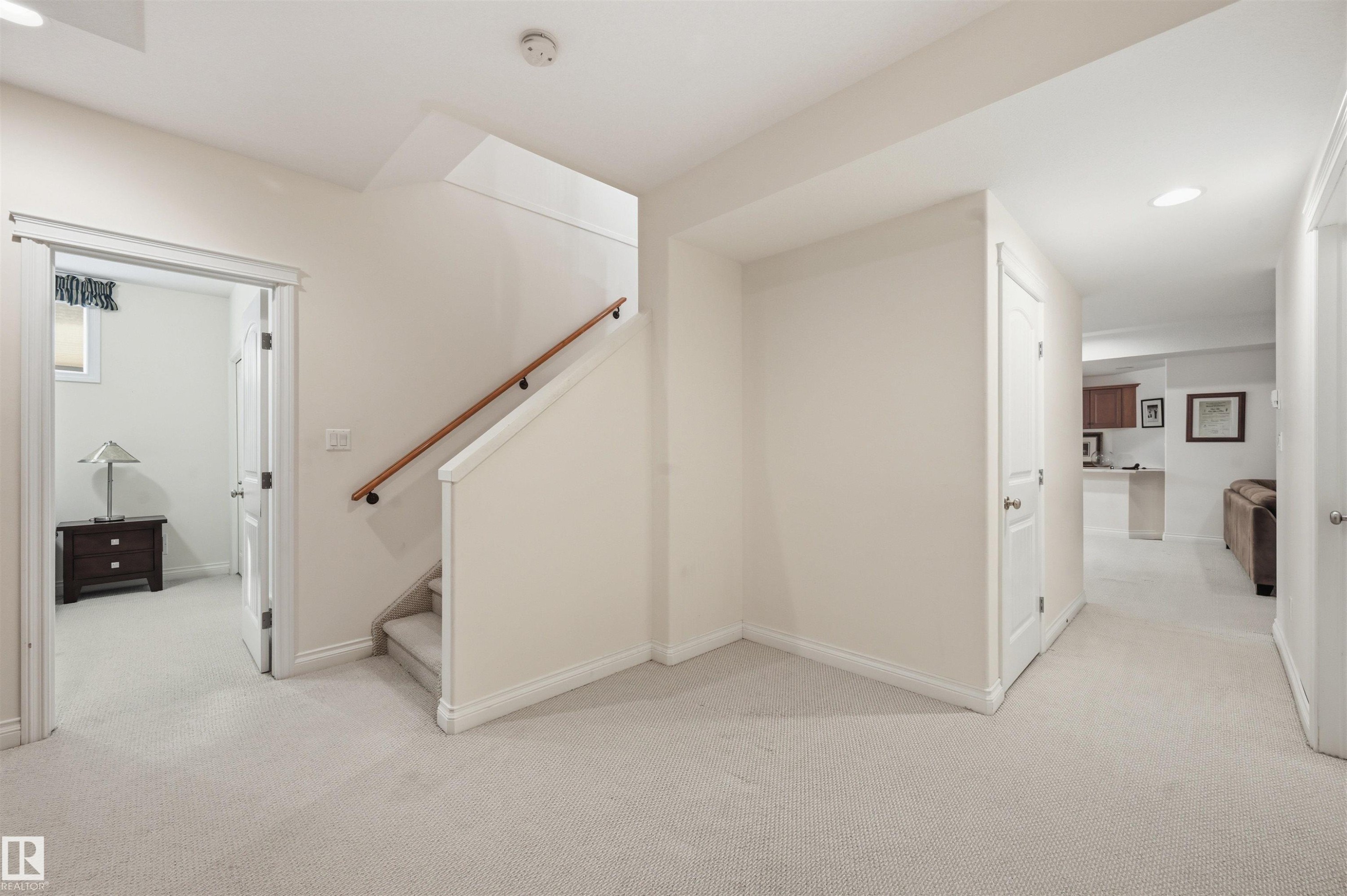 1198 Hollands Way, Edmonton, AB - Indoor Photo Showing Other Room