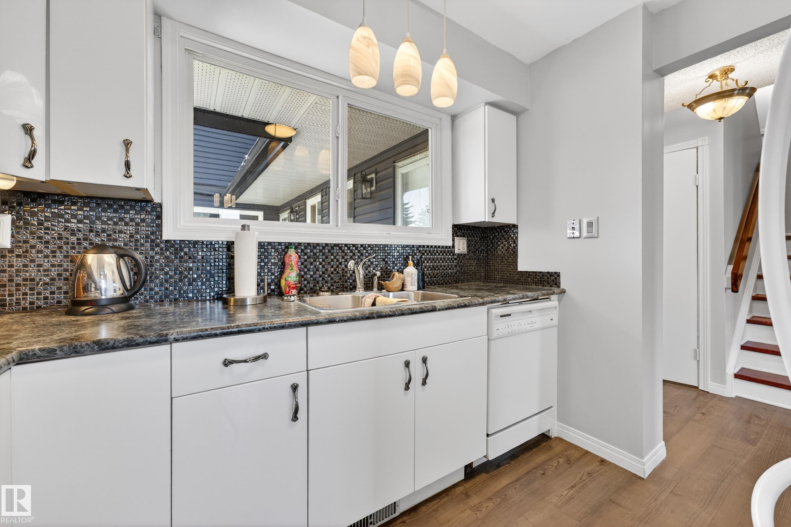 3584 42 Street, Edmonton, AB - Indoor Photo Showing Kitchen With Double Sink