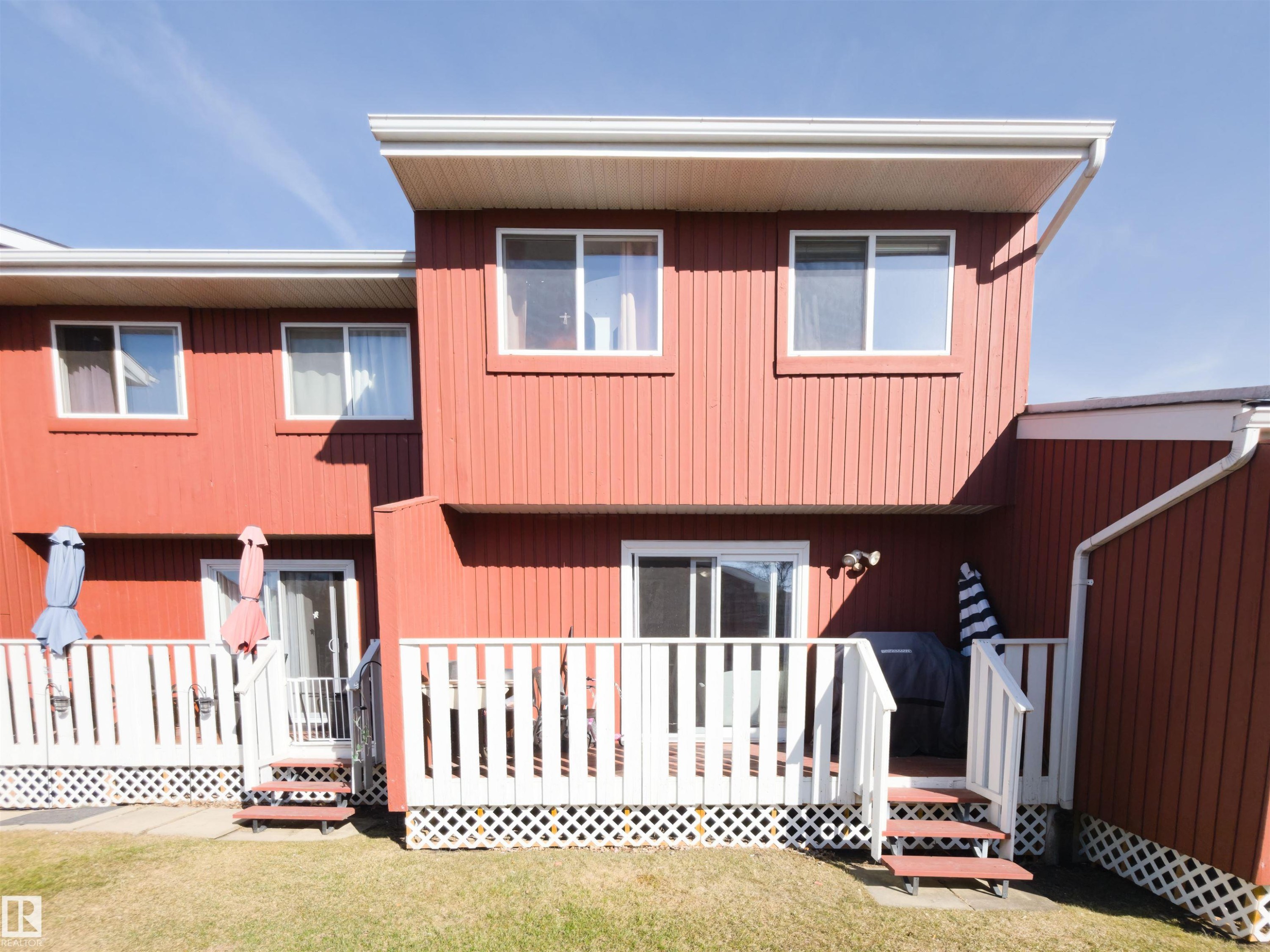 10618 Beaumaris Road, Edmonton, AB - Outdoor With Deck Patio Veranda