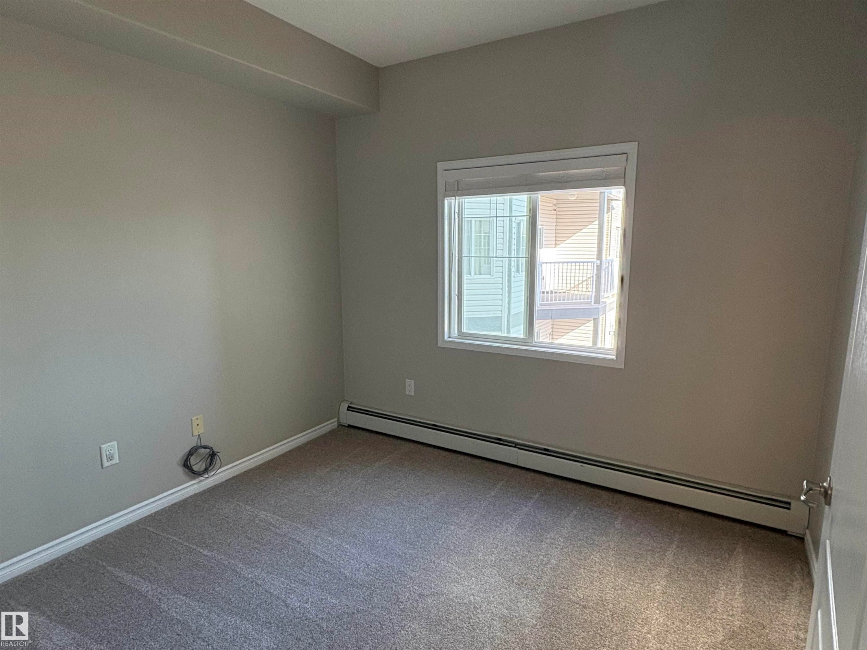 224 16807 100 Avenue, Edmonton, AB - Indoor Photo Showing Other Room