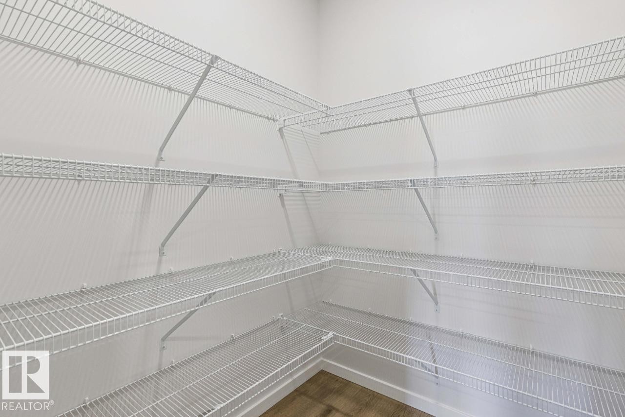 305 Edgemont Drive, Edmonton, AB - Indoor With Storage