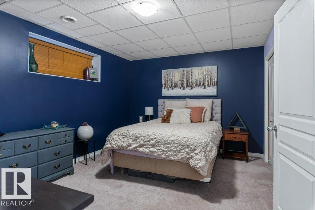 94 Eastgate Way, St. Albert, AB - Indoor Photo Showing Bedroom