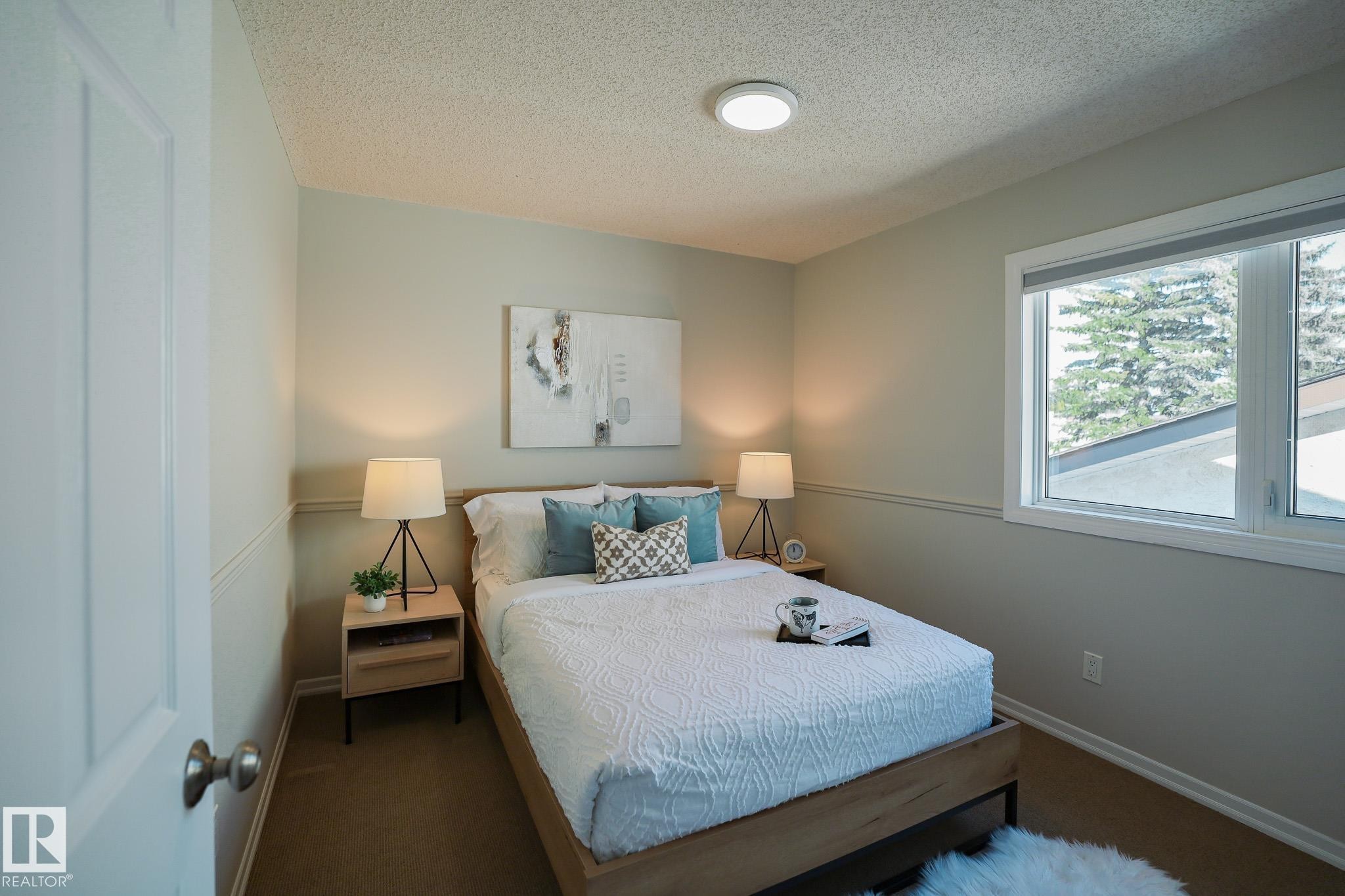 15155 Ramsay Crescent, Edmonton, AB - Indoor Photo Showing Bedroom
