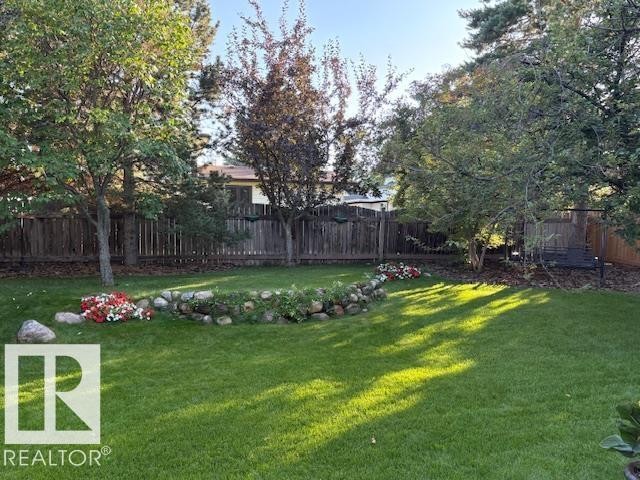 15155 Ramsay Crescent, Edmonton, AB - Outdoor With Backyard