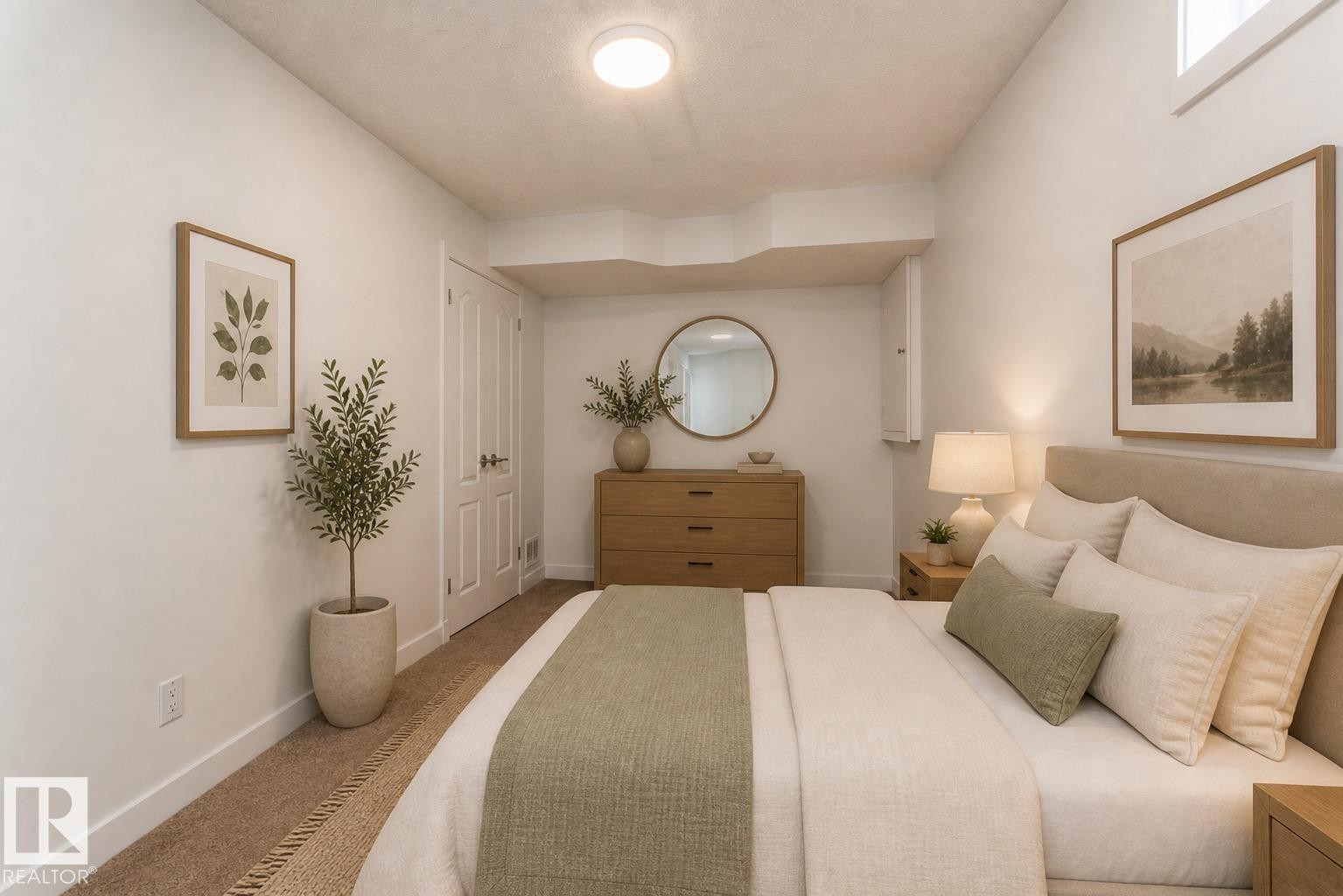 Carpeted room with a flush-mount ceiling light and white baseboards - #63 1033 Youville Dr W Nw, Edmonton, AB - Indoor Photo Showing Bedroom
