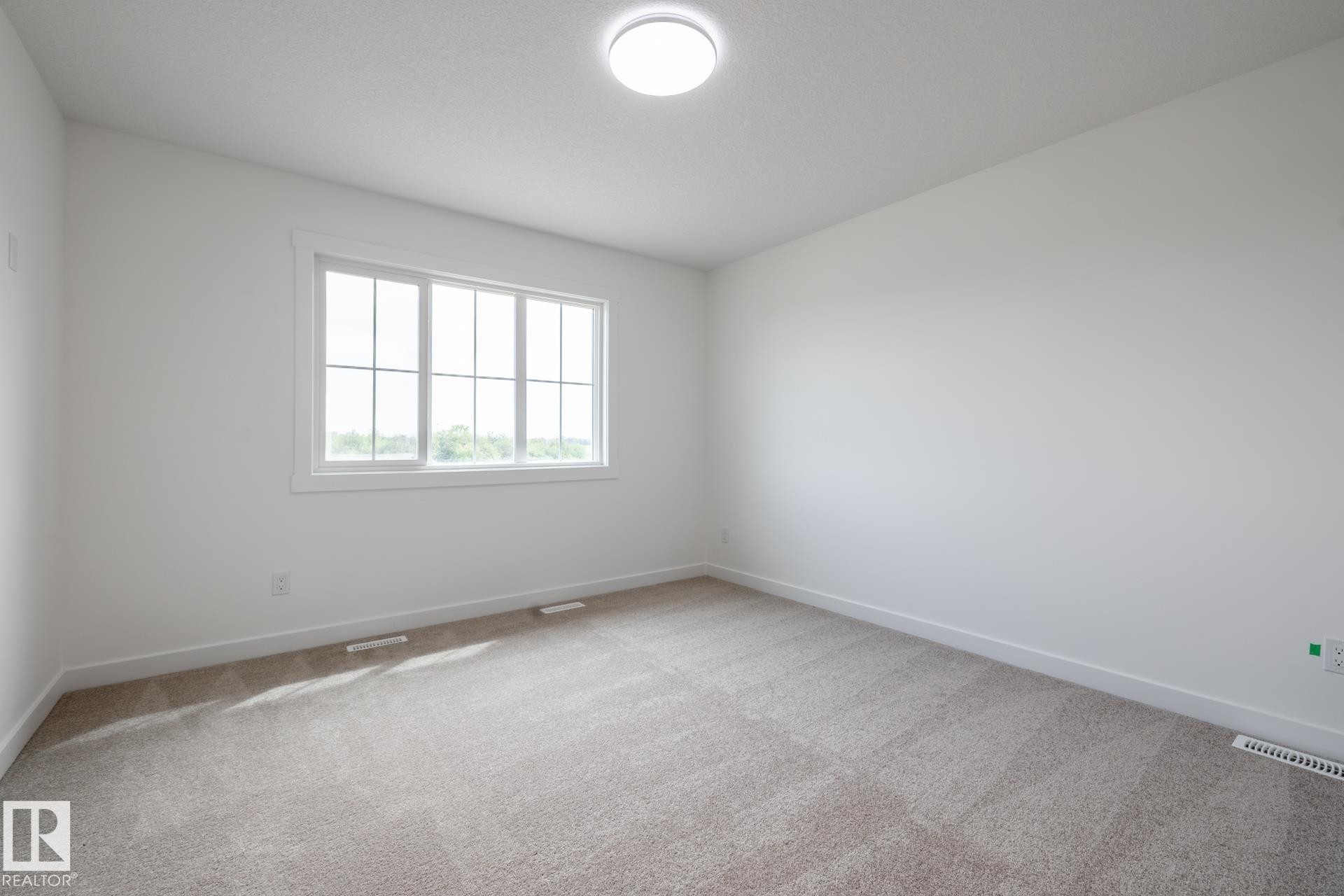 20837 15A Avenue Nw, Edmonton, AB - Indoor Photo Showing Other Room