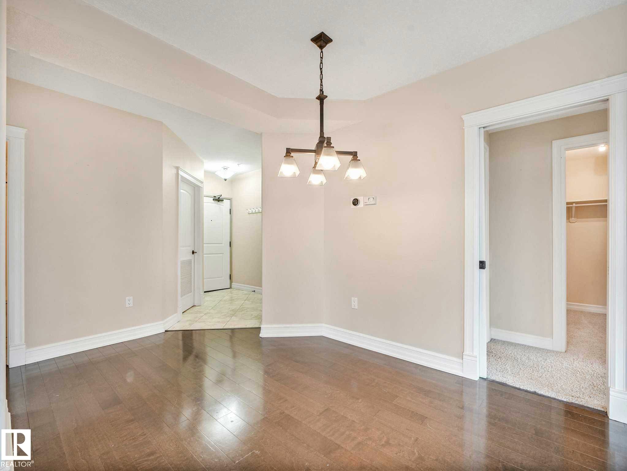 609 10142 111 Street, Edmonton, AB
