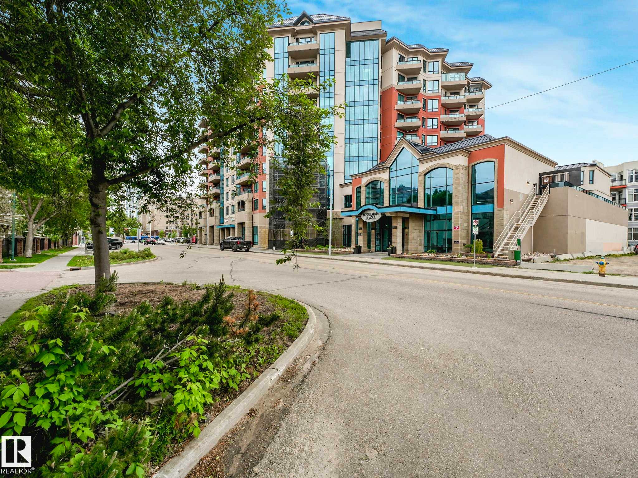 609 10142 111 Street, Edmonton, AB