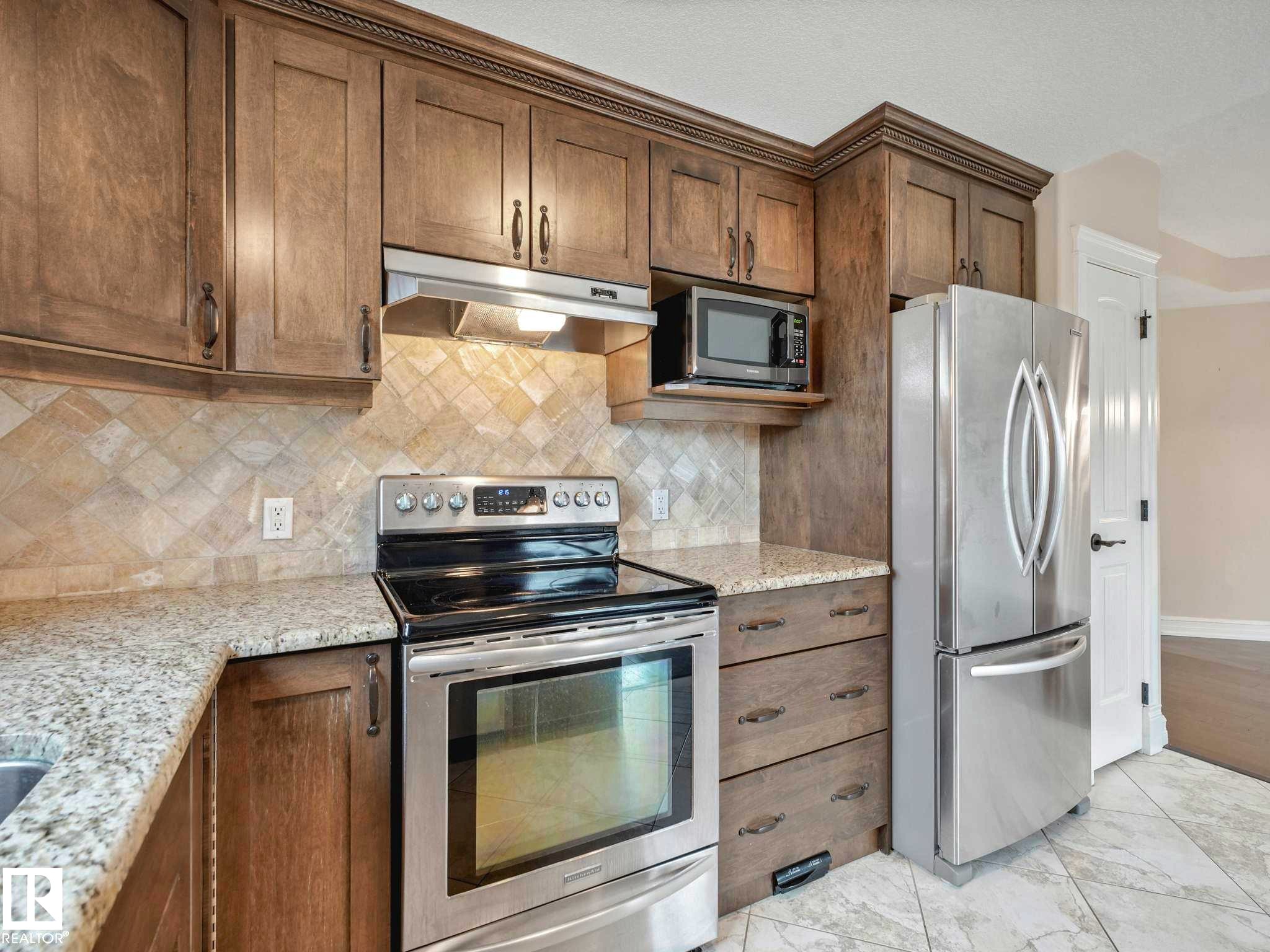 609 10142 111 Street, Edmonton, AB