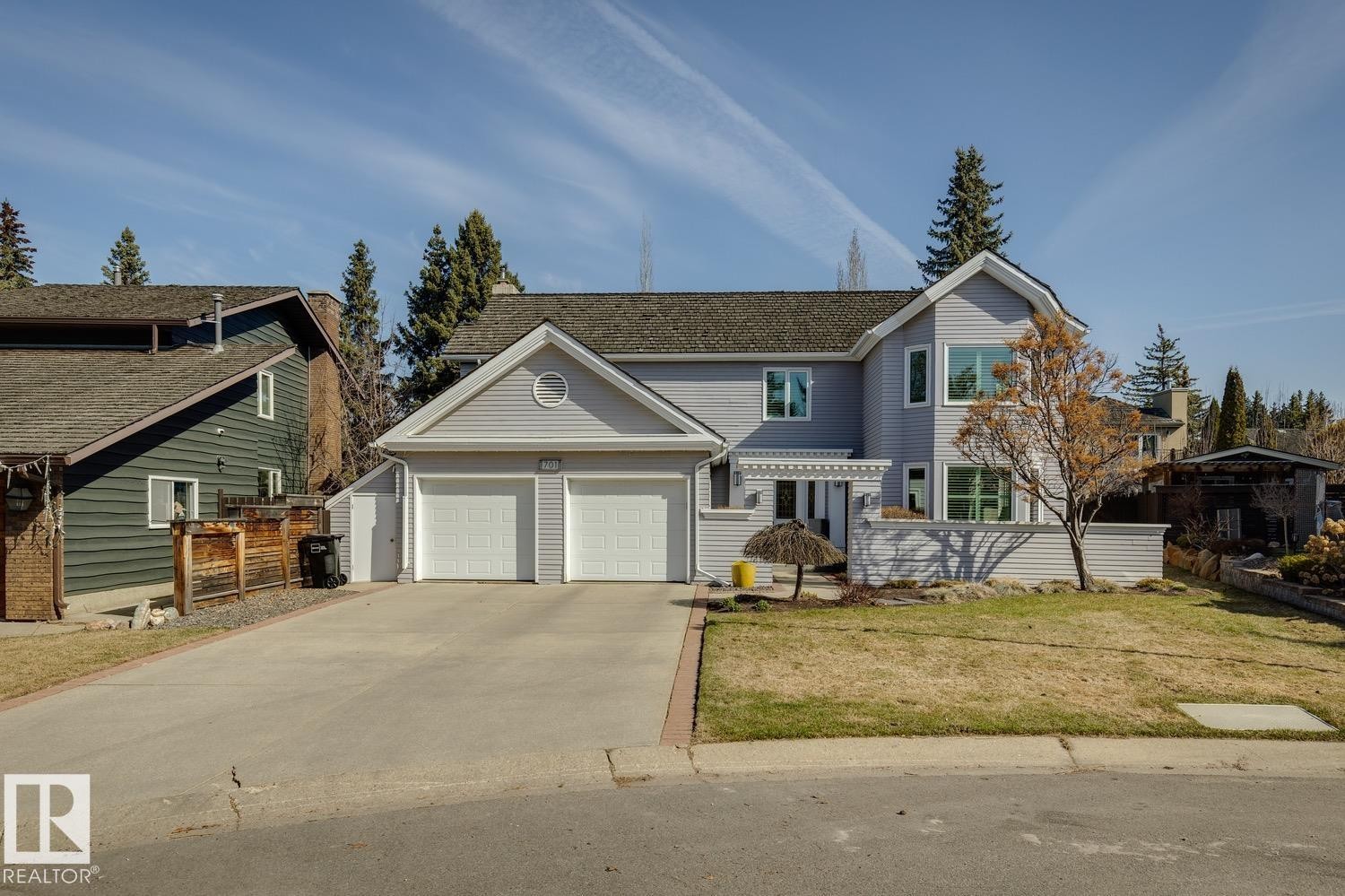 701 Romaniuk Road, Edmonton, AB - Outdoor With Facade