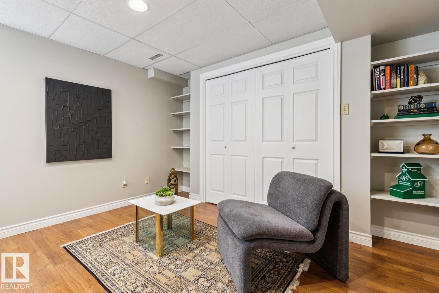 701 Romaniuk Road, Edmonton, AB - Indoor