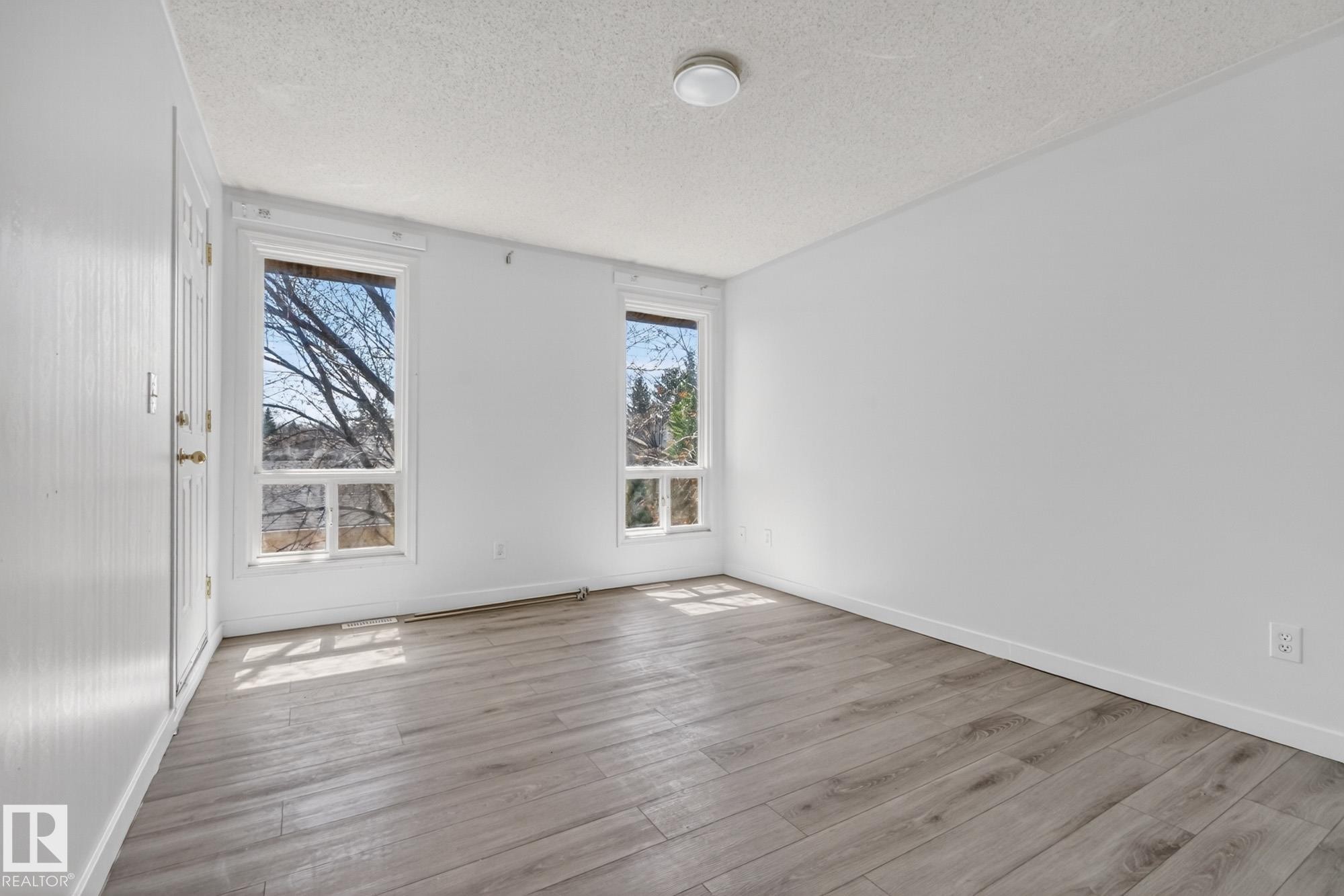 18625 66 Avenue, Edmonton, AB - Indoor Photo Showing Other Room