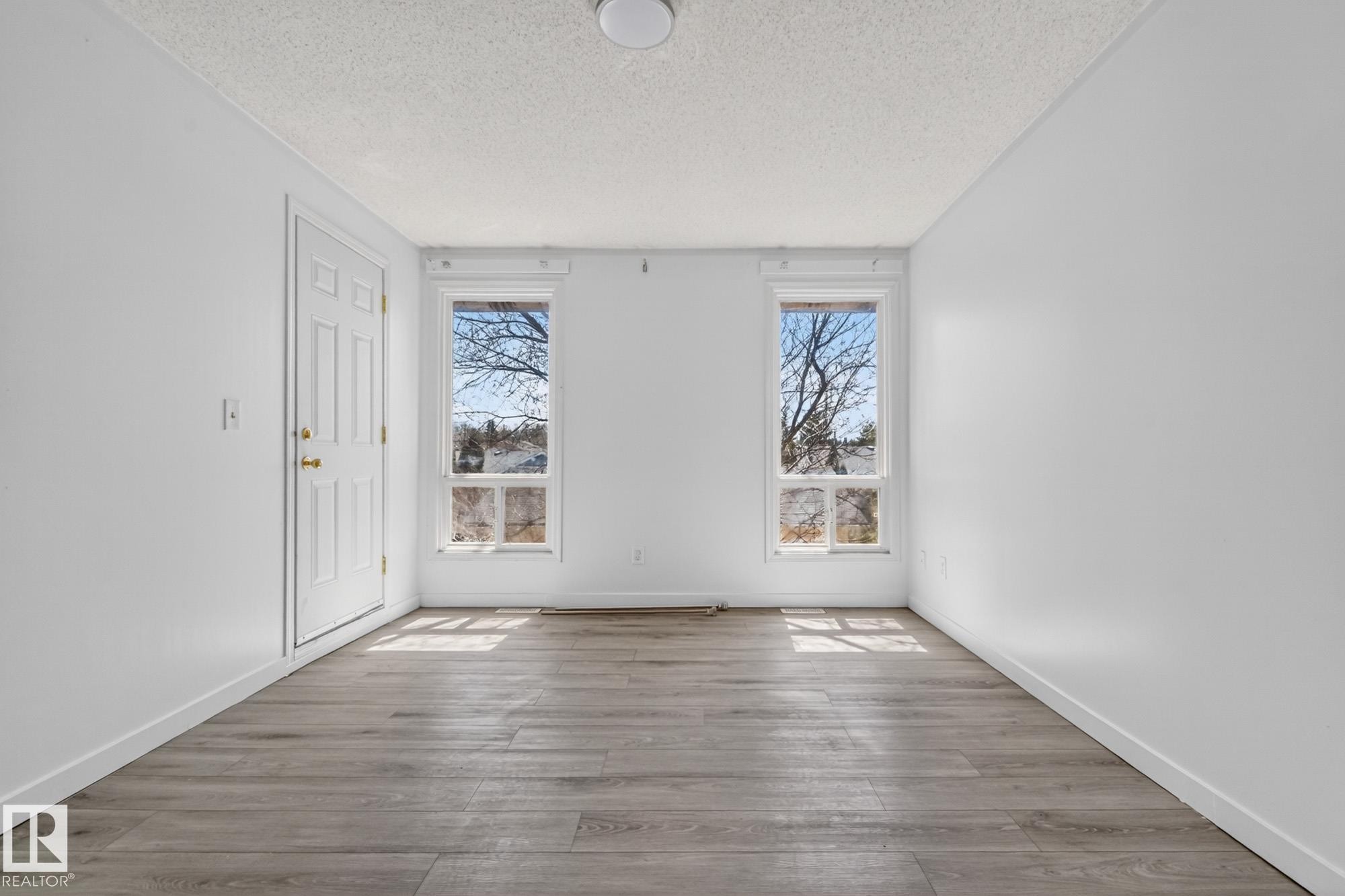 18625 66 Avenue, Edmonton, AB - Indoor Photo Showing Other Room