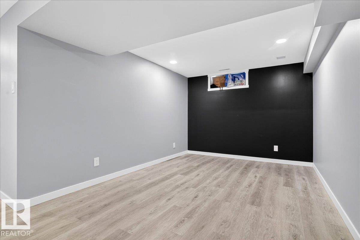 9915 173 Avenue, Edmonton, AB