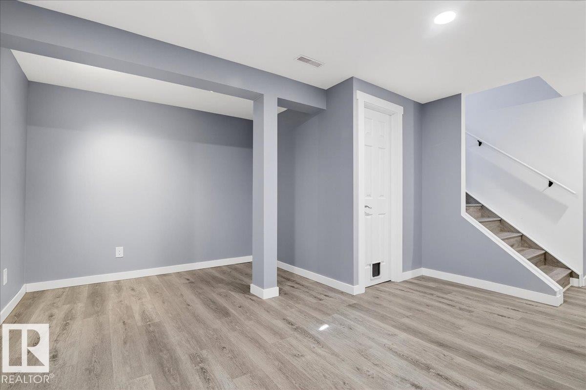 9915 173 Avenue, Edmonton, AB