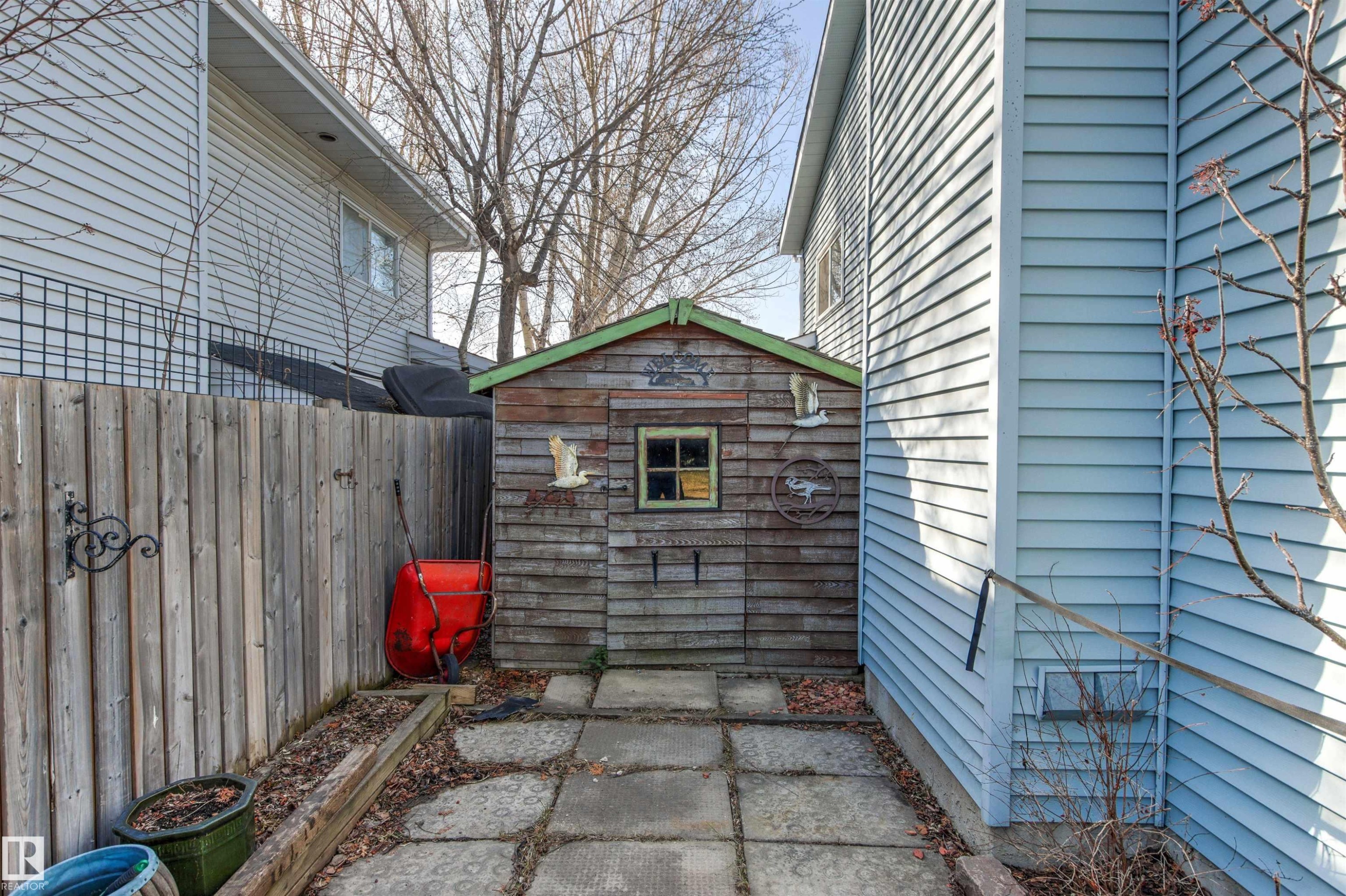 18216 98A Avenue, Edmonton, AB - Outdoor