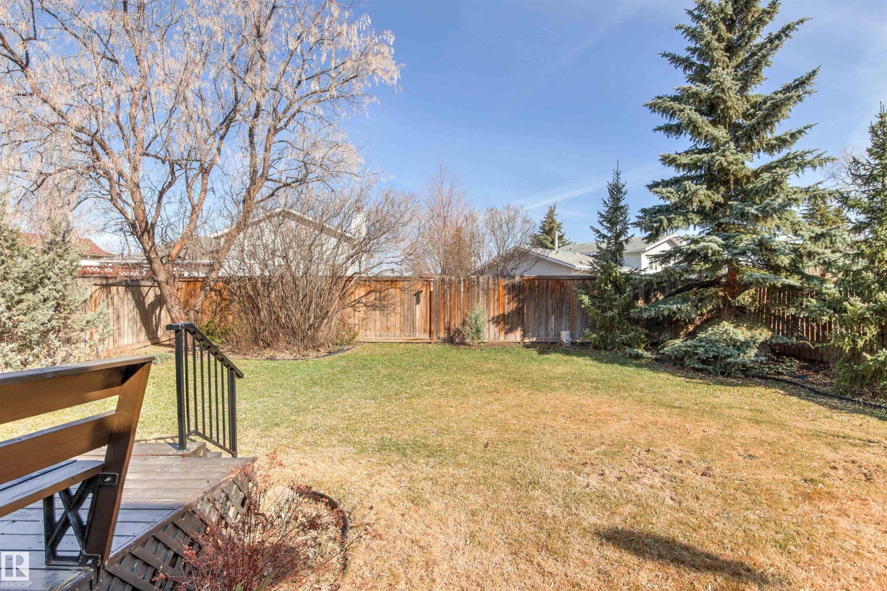 18216 98A Avenue, Edmonton, AB - Outdoor