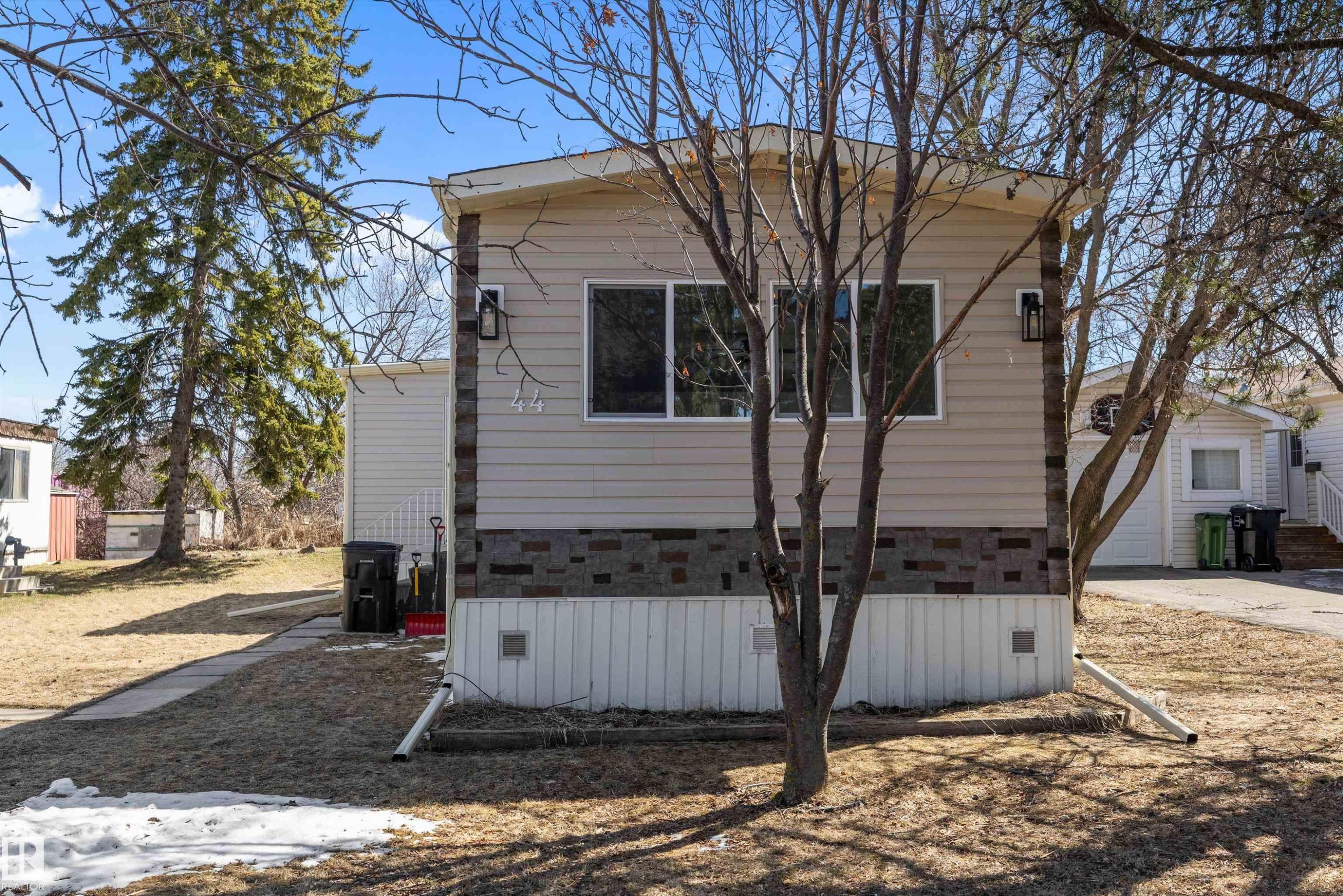 44 Rim Road, Edmonton, AB - Outdoor