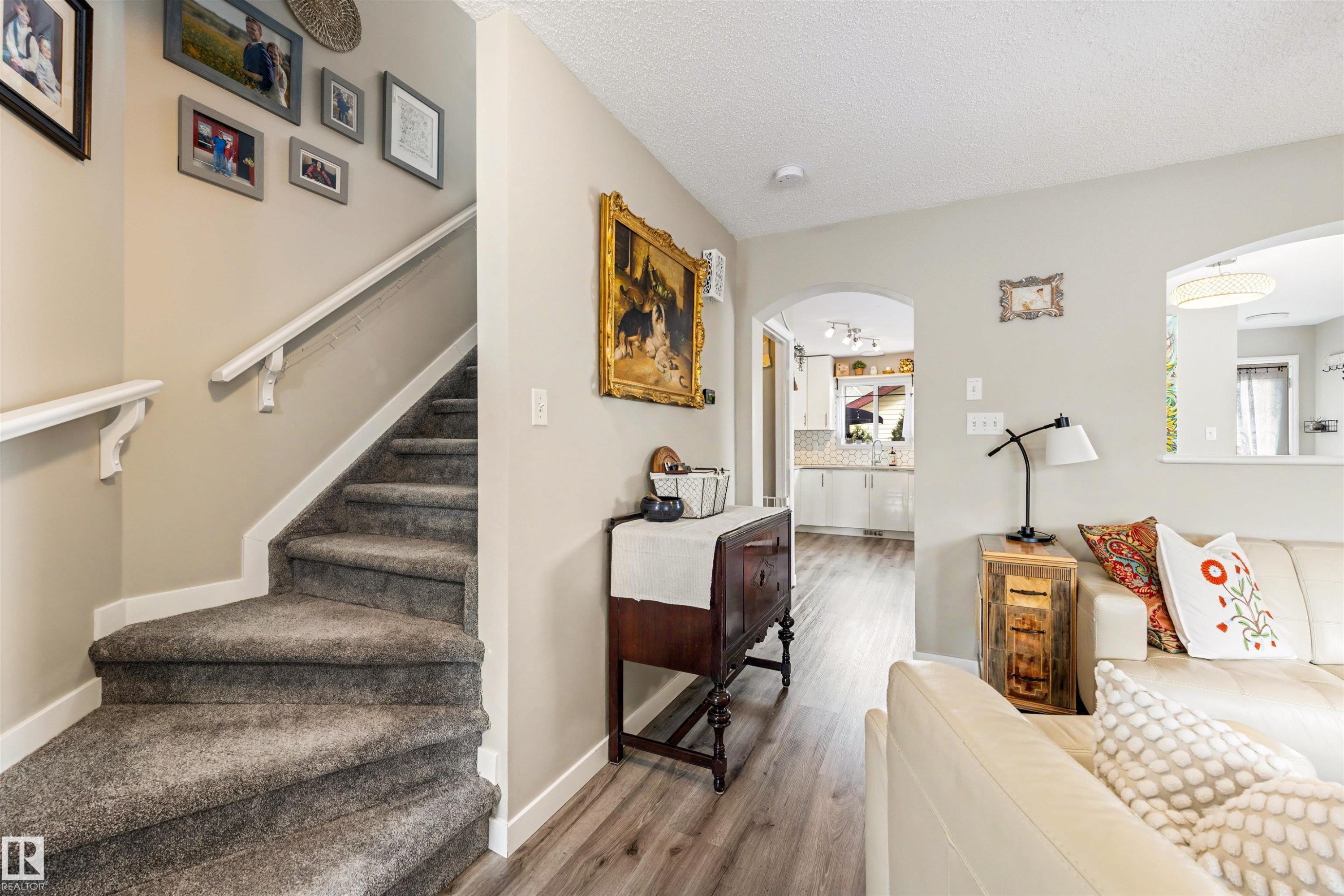 5432 203 Street, Edmonton, AB - Indoor Photo Showing Other Room