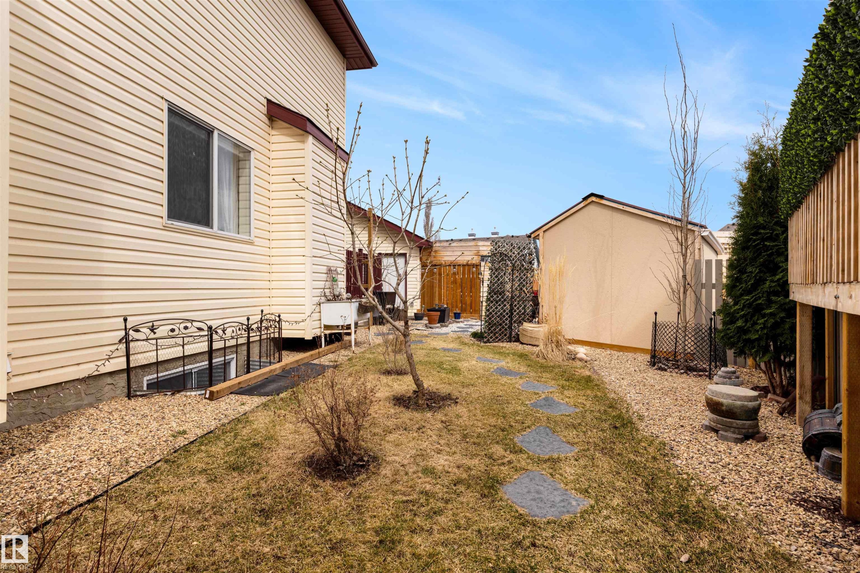 5432 203 Street, Edmonton, AB - Outdoor With Exterior