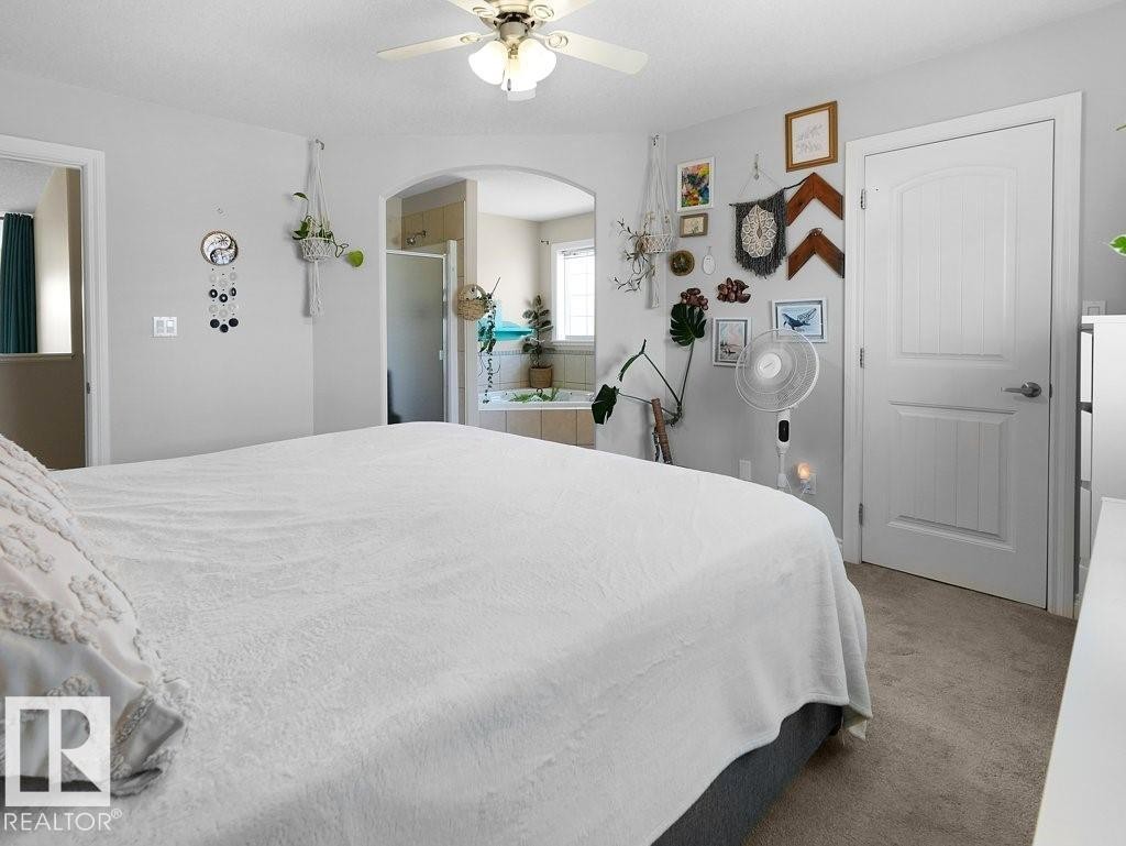 1476 Mcmillian Way, Edmonton, AB - Indoor Photo Showing Bedroom