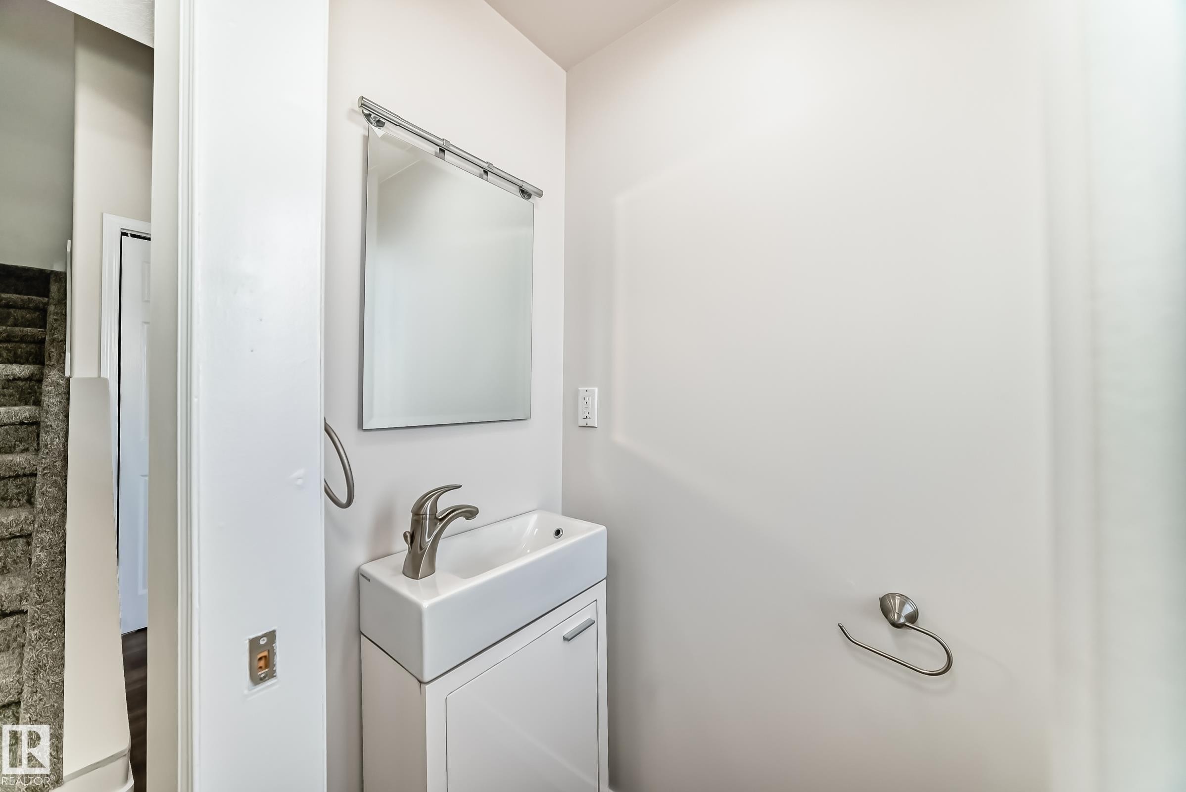 3139 109 Street, Edmonton, AB - Indoor
