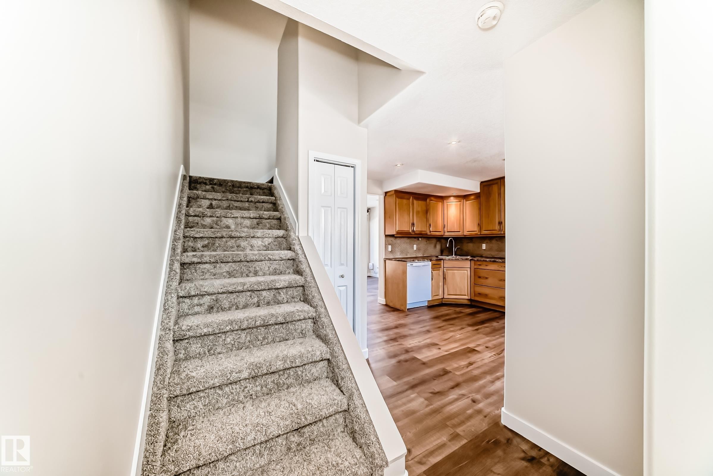 3139 109 Street, Edmonton, AB - Indoor Photo Showing Other Room