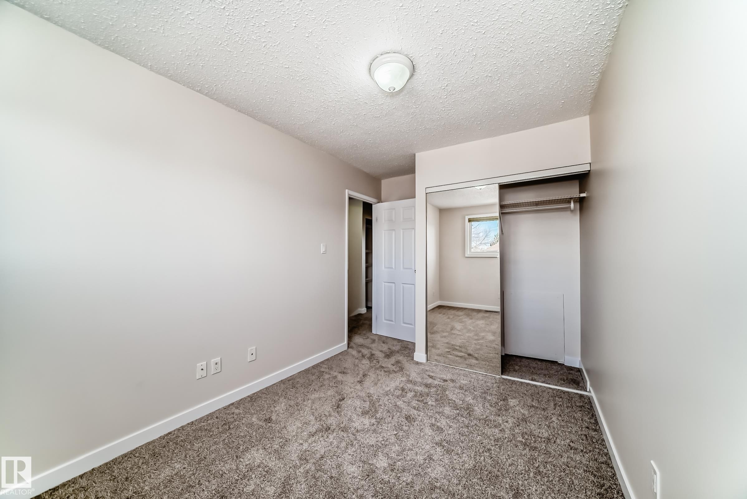 3139 109 Street, Edmonton, AB - Indoor Photo Showing Other Room