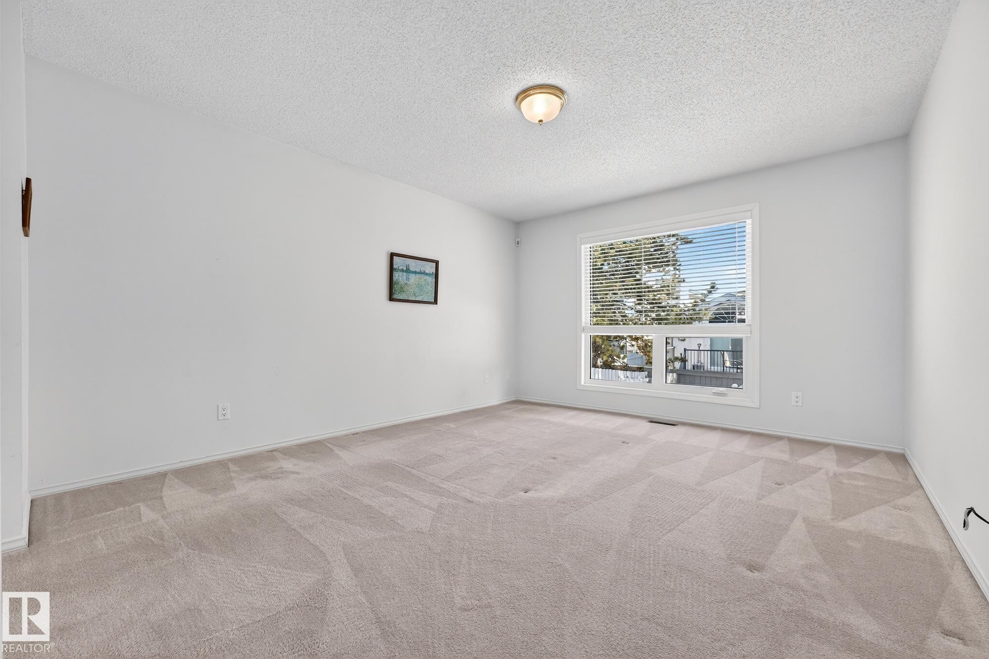 156 Oeming Road, Edmonton, AB - Indoor