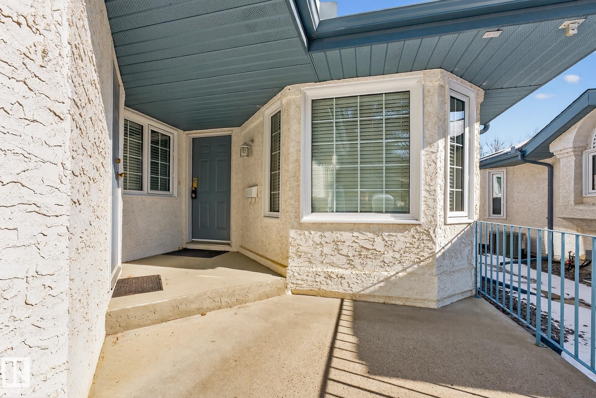 156 Oeming Road, Edmonton, AB - Outdoor With Exterior