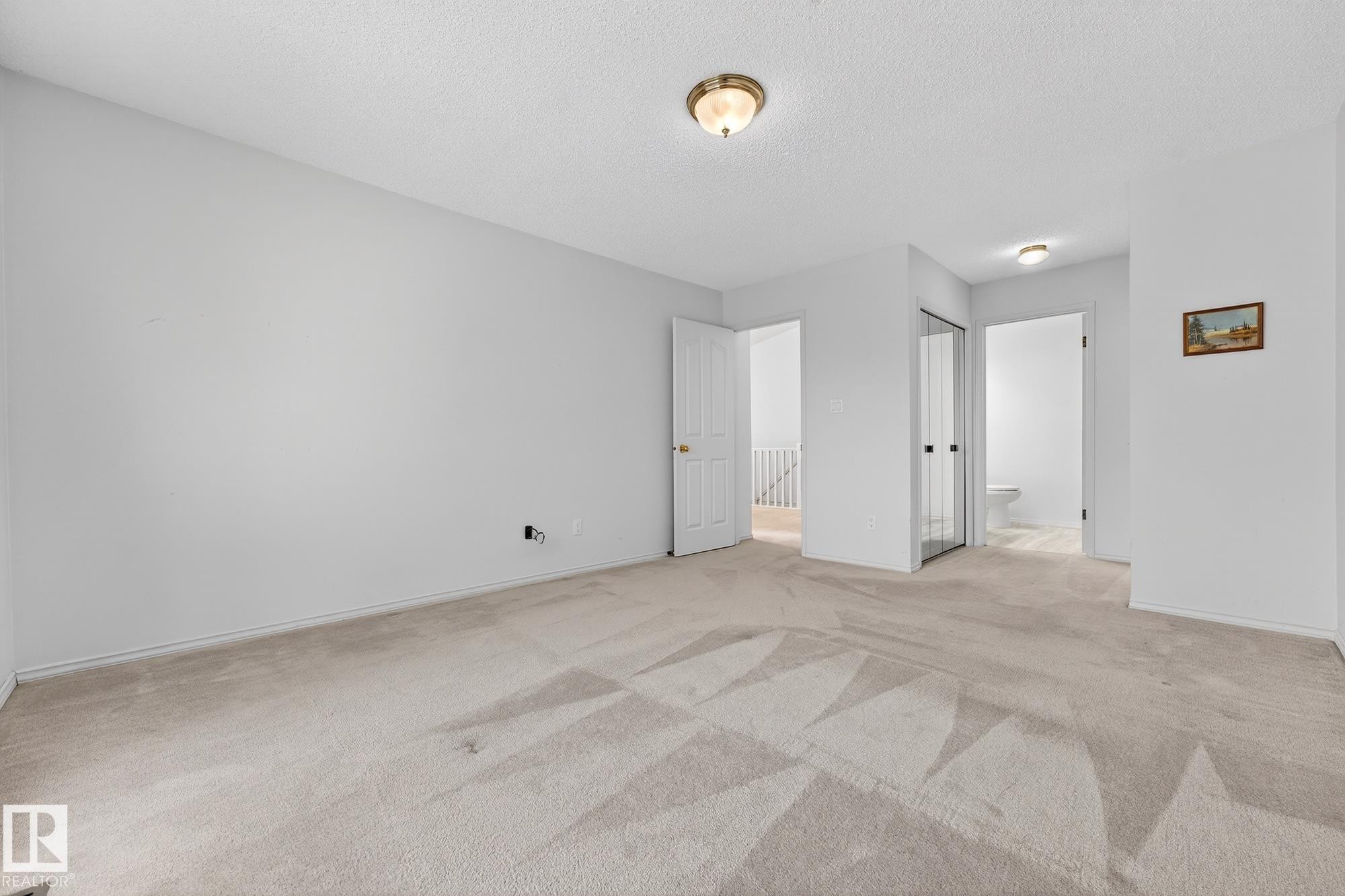156 Oeming Road, Edmonton, AB - Indoor Photo Showing Other Room