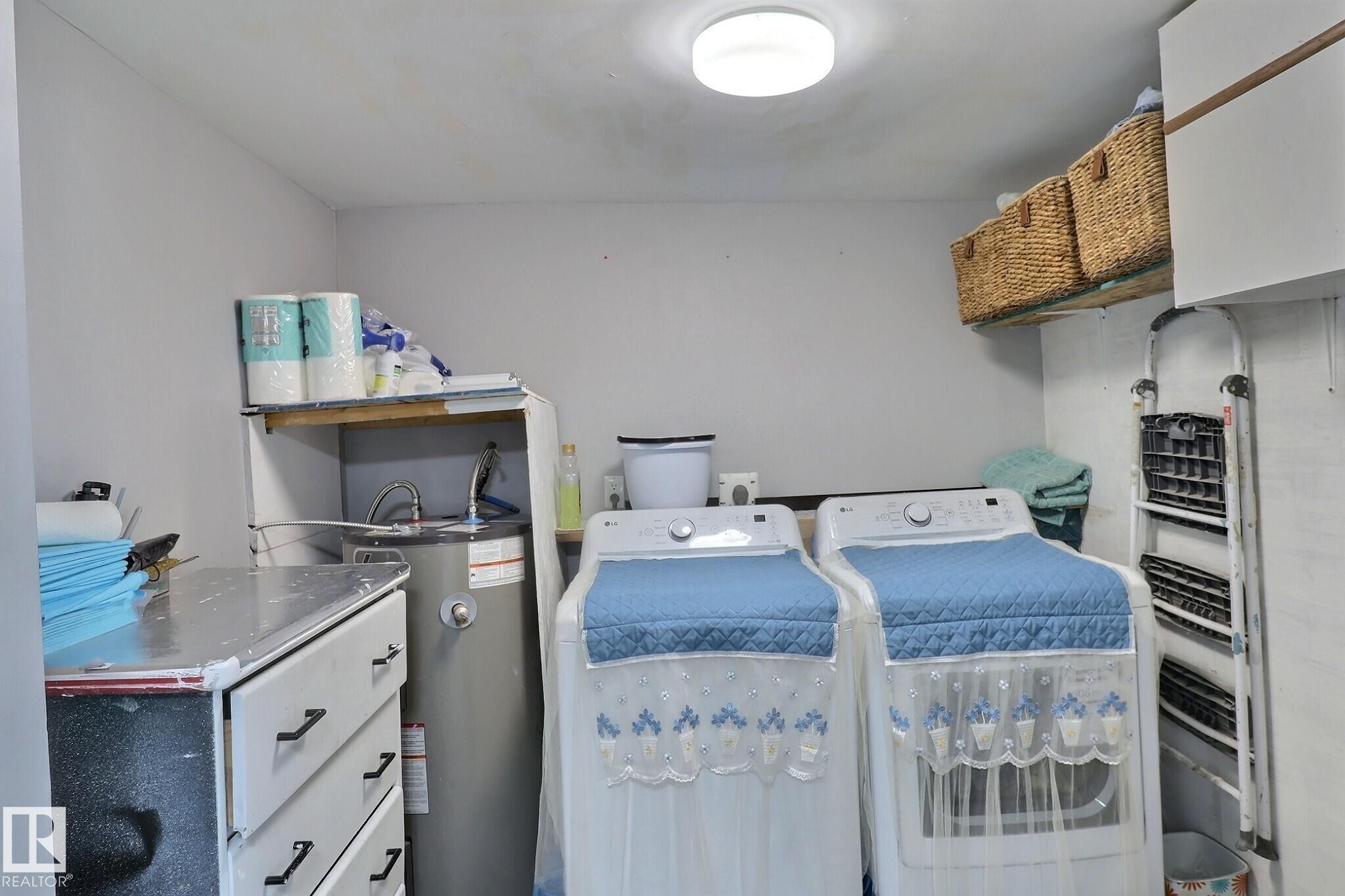 602 Evergreen Park, Edmonton, AB - Indoor Photo Showing Laundry Room