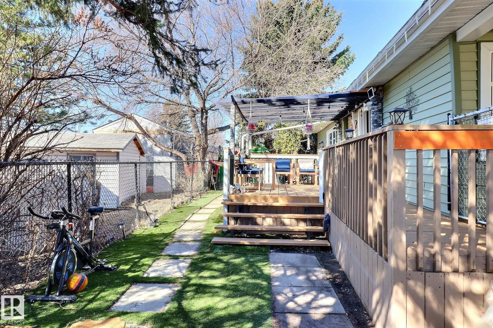 602 Evergreen Park, Edmonton, AB - Outdoor