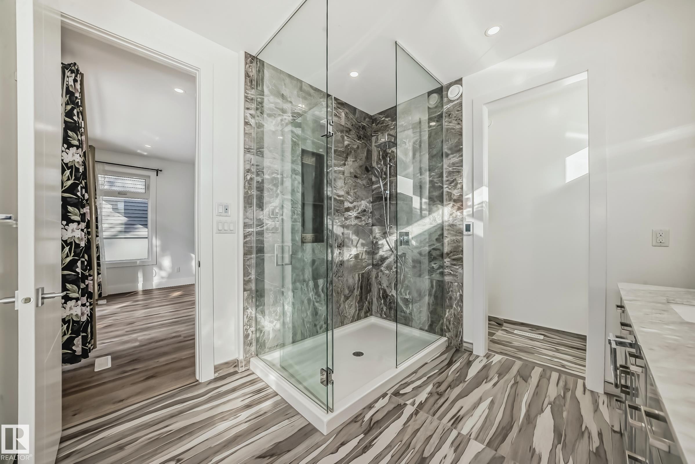 10506 68 Avenue, Edmonton, AB
