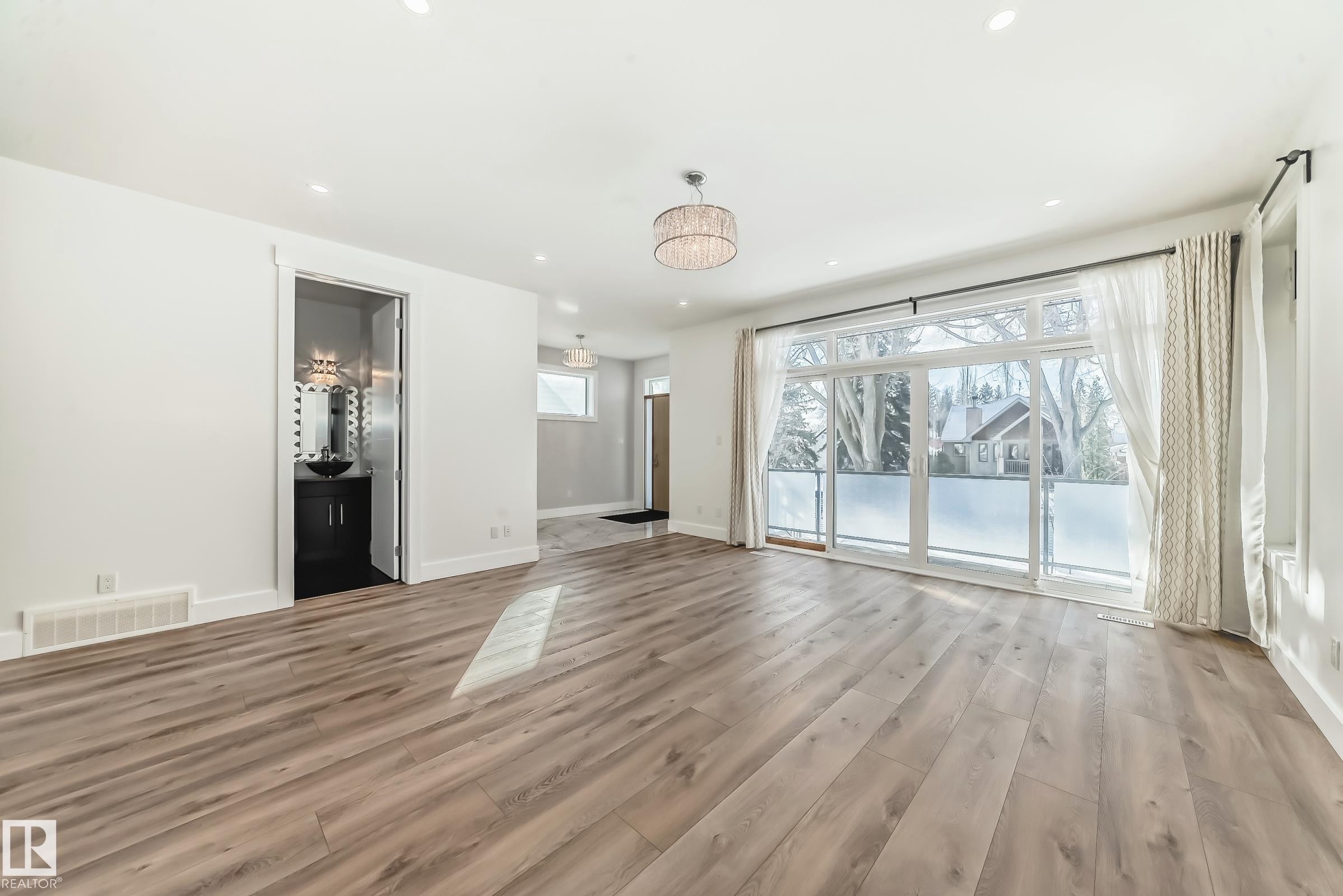 10506 68 Avenue, Edmonton, AB