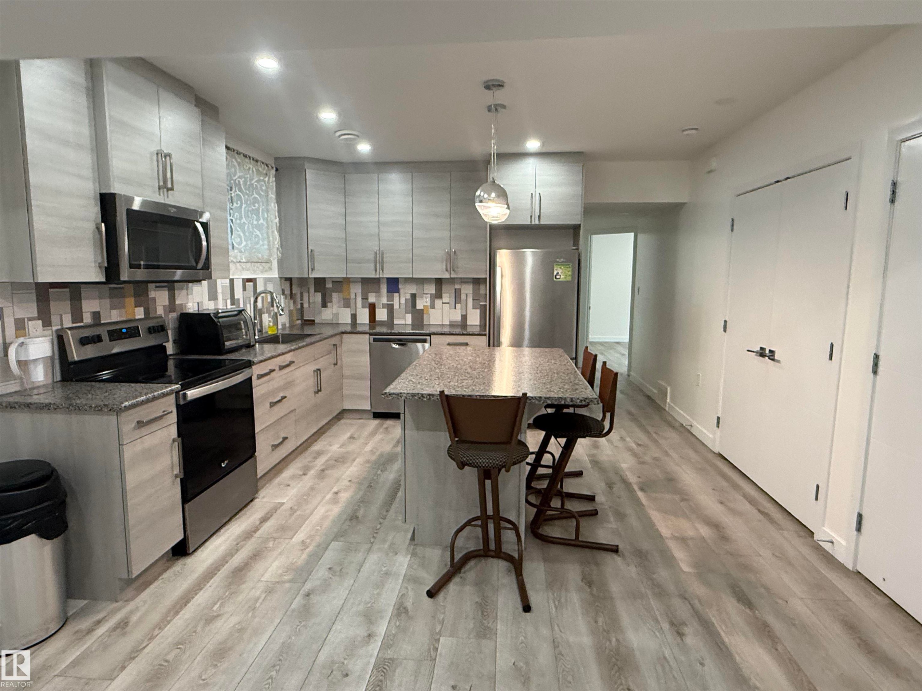 10506 68 Avenue, Edmonton, AB