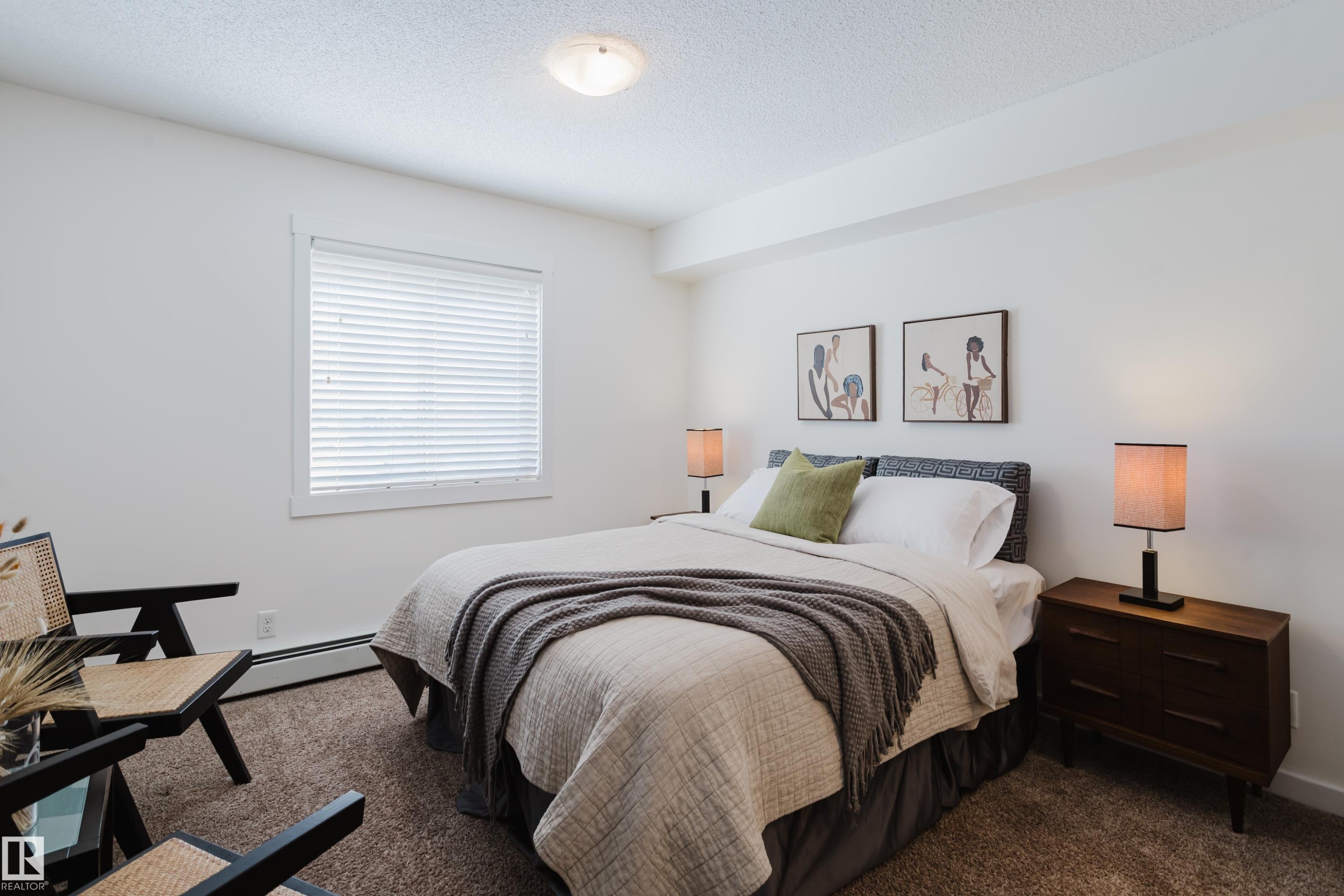 319 5804 Mullen Place, Edmonton, AB - Indoor Photo Showing Bedroom