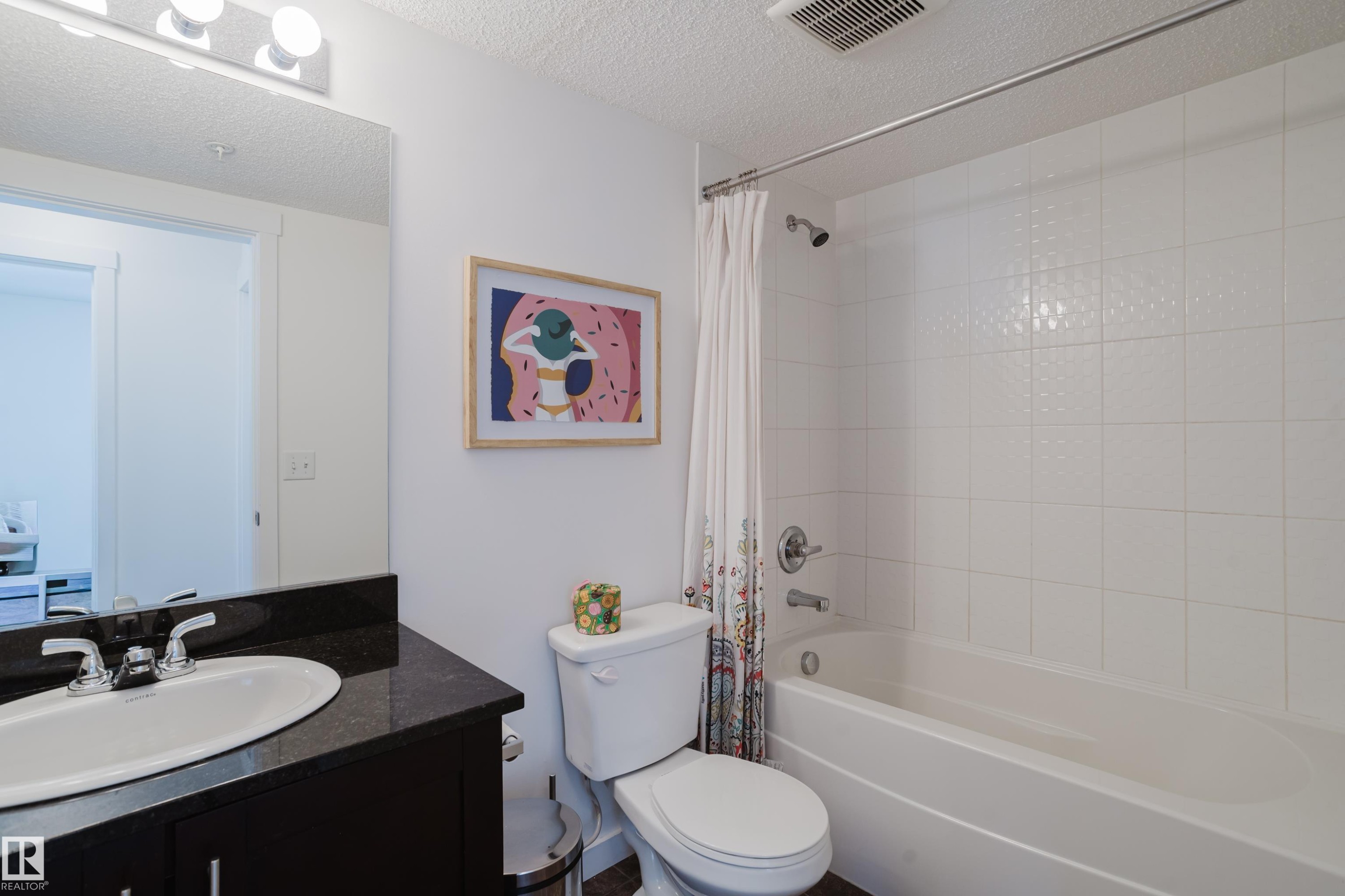 319 5804 Mullen Place, Edmonton, AB - Indoor Photo Showing Bathroom