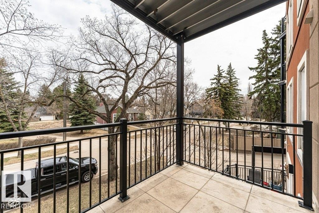 204 10126 144 Street, Edmonton, AB