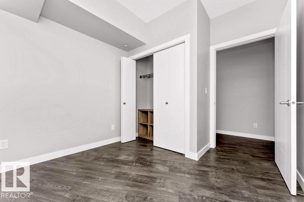 204 10126 144 Street, Edmonton, AB