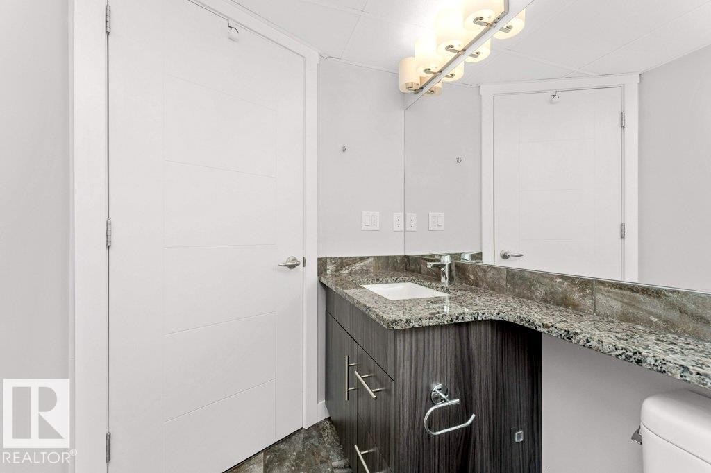 204 10126 144 Street, Edmonton, AB