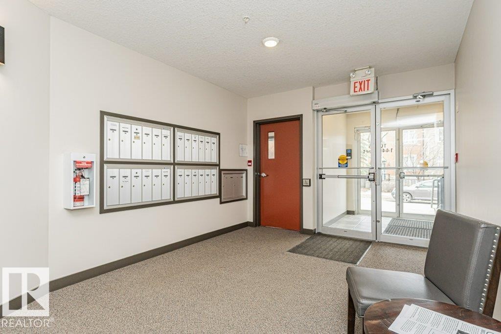 204 10126 144 Street, Edmonton, AB