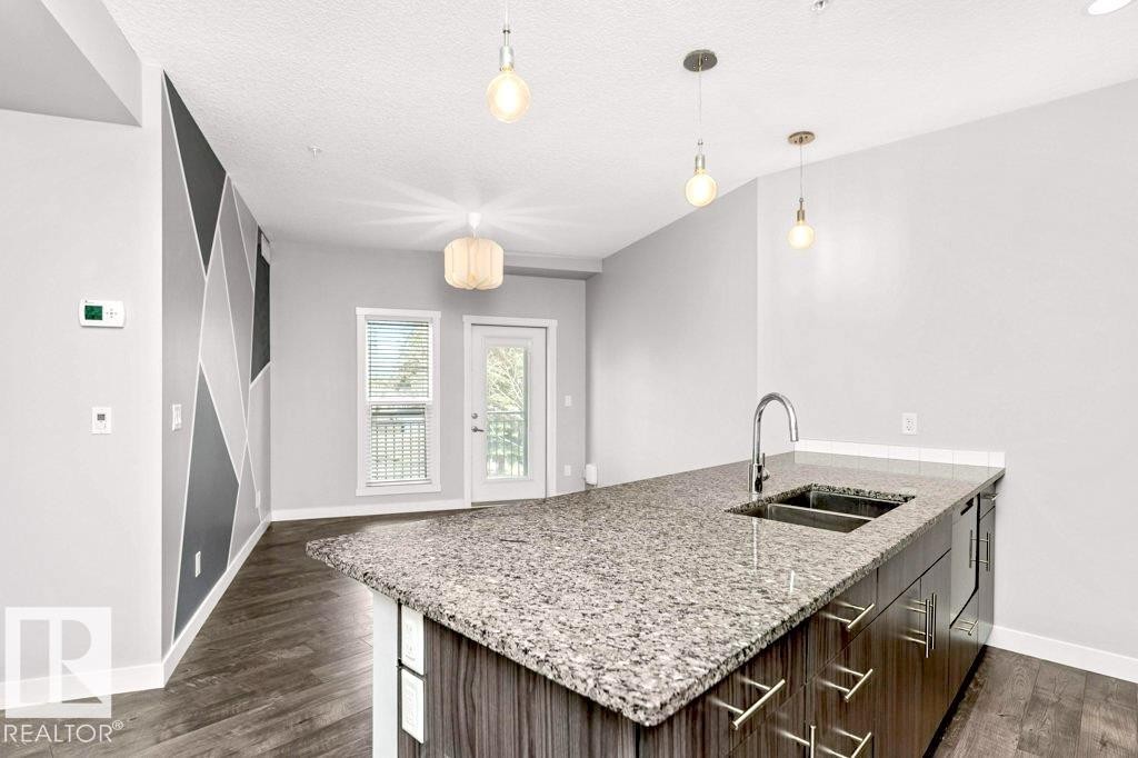 204 10126 144 Street, Edmonton, AB