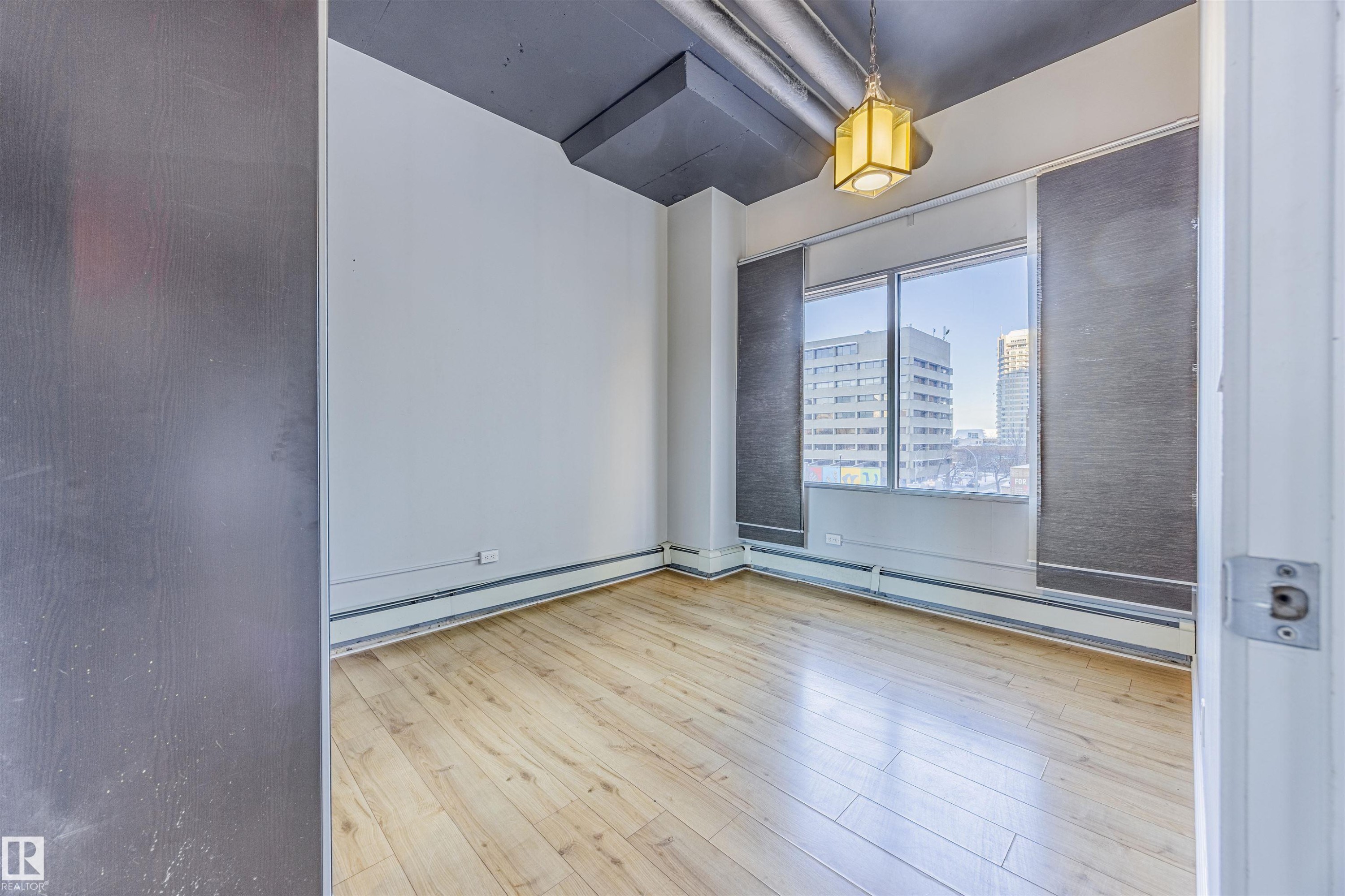 303 10179 105 Street, Edmonton, AB
